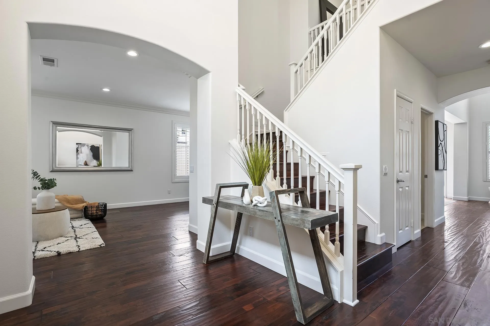 https://cdn.realtyfeed.com/cdn/127/260018374/06292defbd52cb674362e7fd14864e93.webp