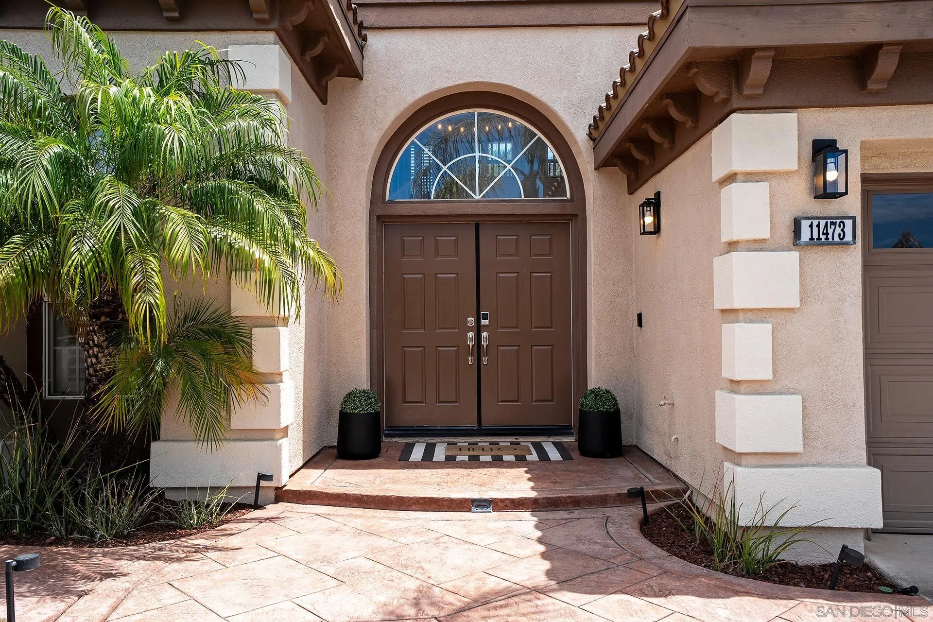 https://cdn.realtyfeed.com/cdn/127/260018374/2c448ea542a7bd43ce6255a3380282f0.webp