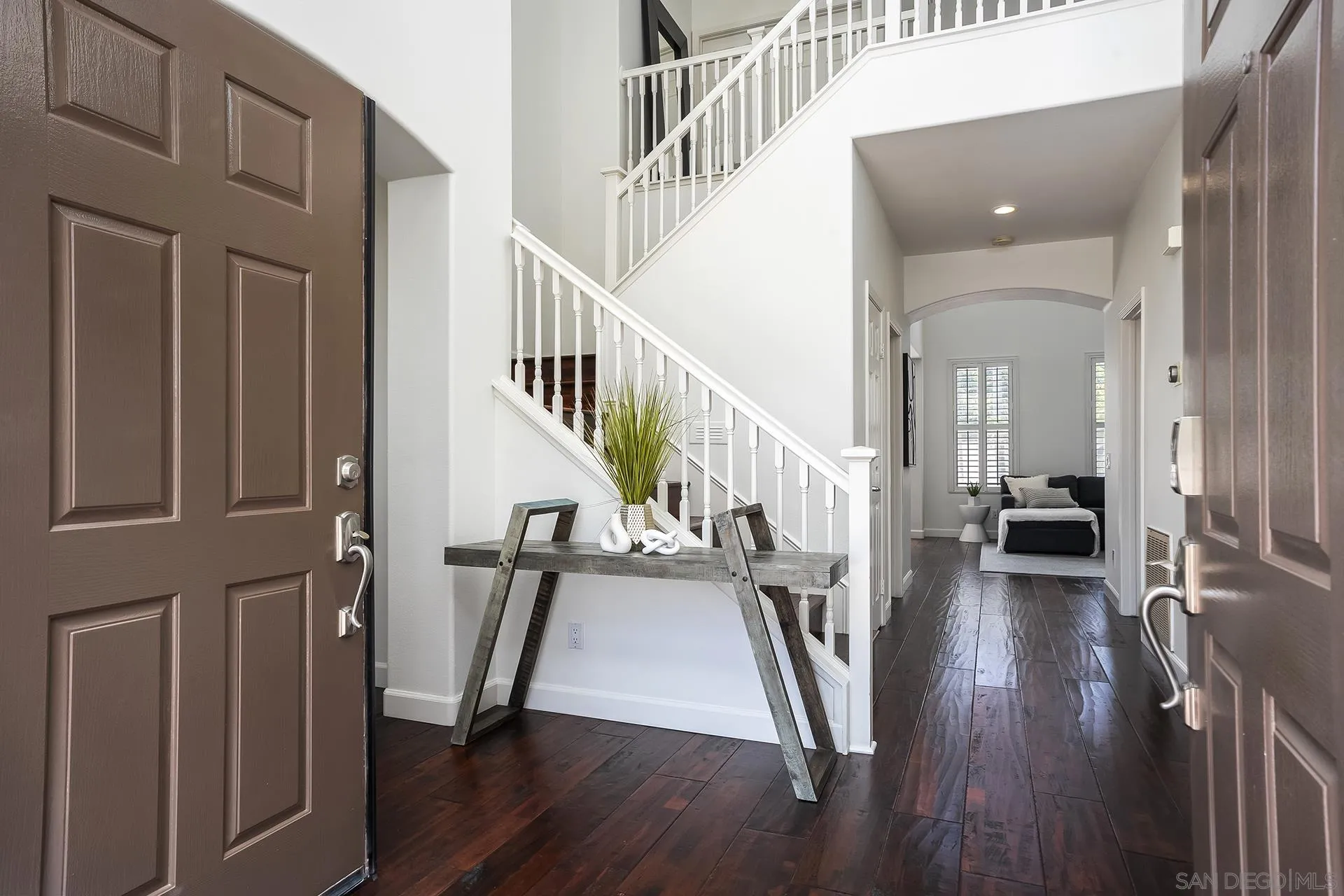 https://cdn.realtyfeed.com/cdn/127/260018374/6b5a320e3f0f528806b49720f47eed63.webp