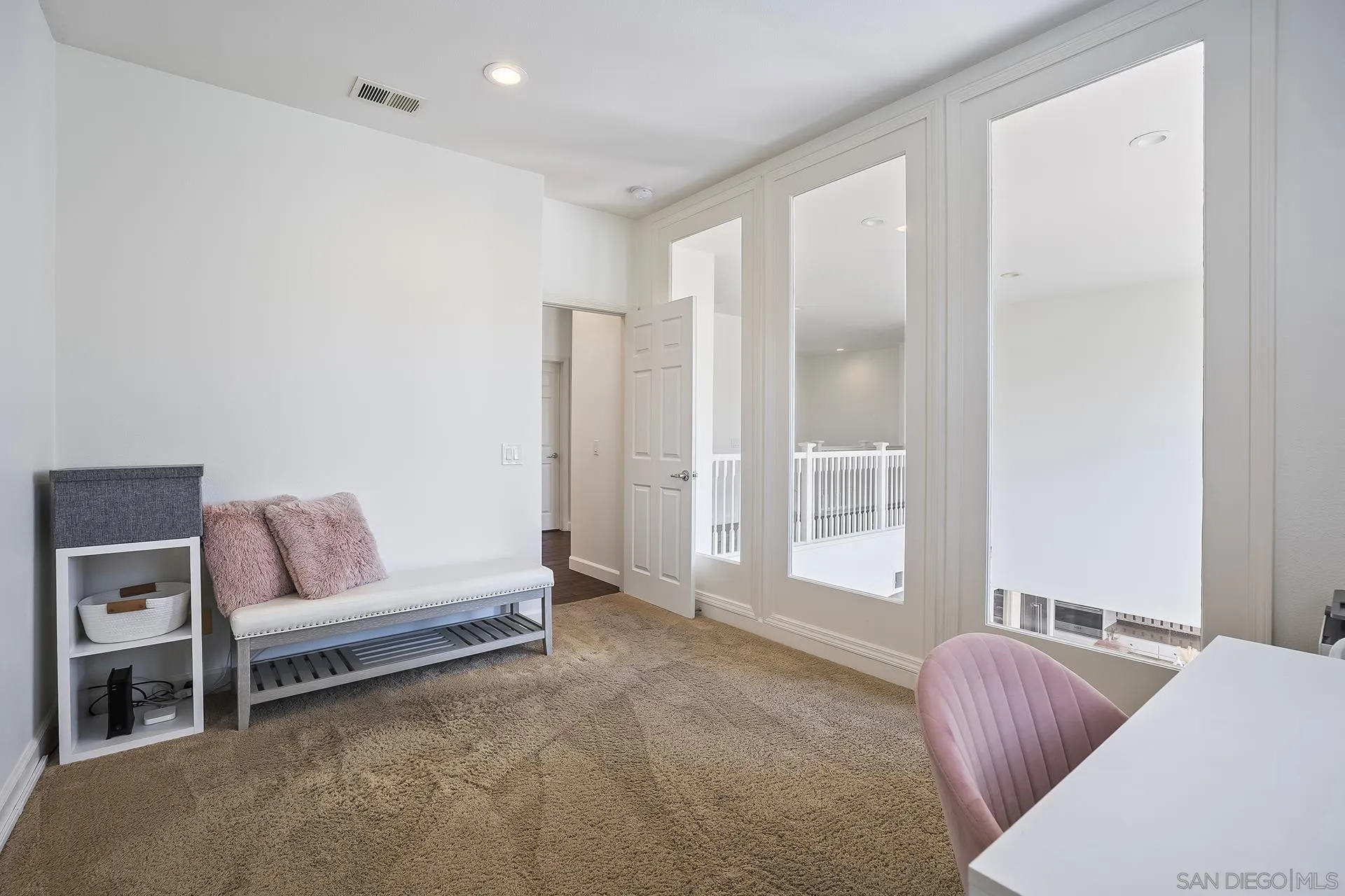 https://cdn.realtyfeed.com/cdn/127/260018374/a50ff66a3c4b655f8cef5195b308aaa6.webp
