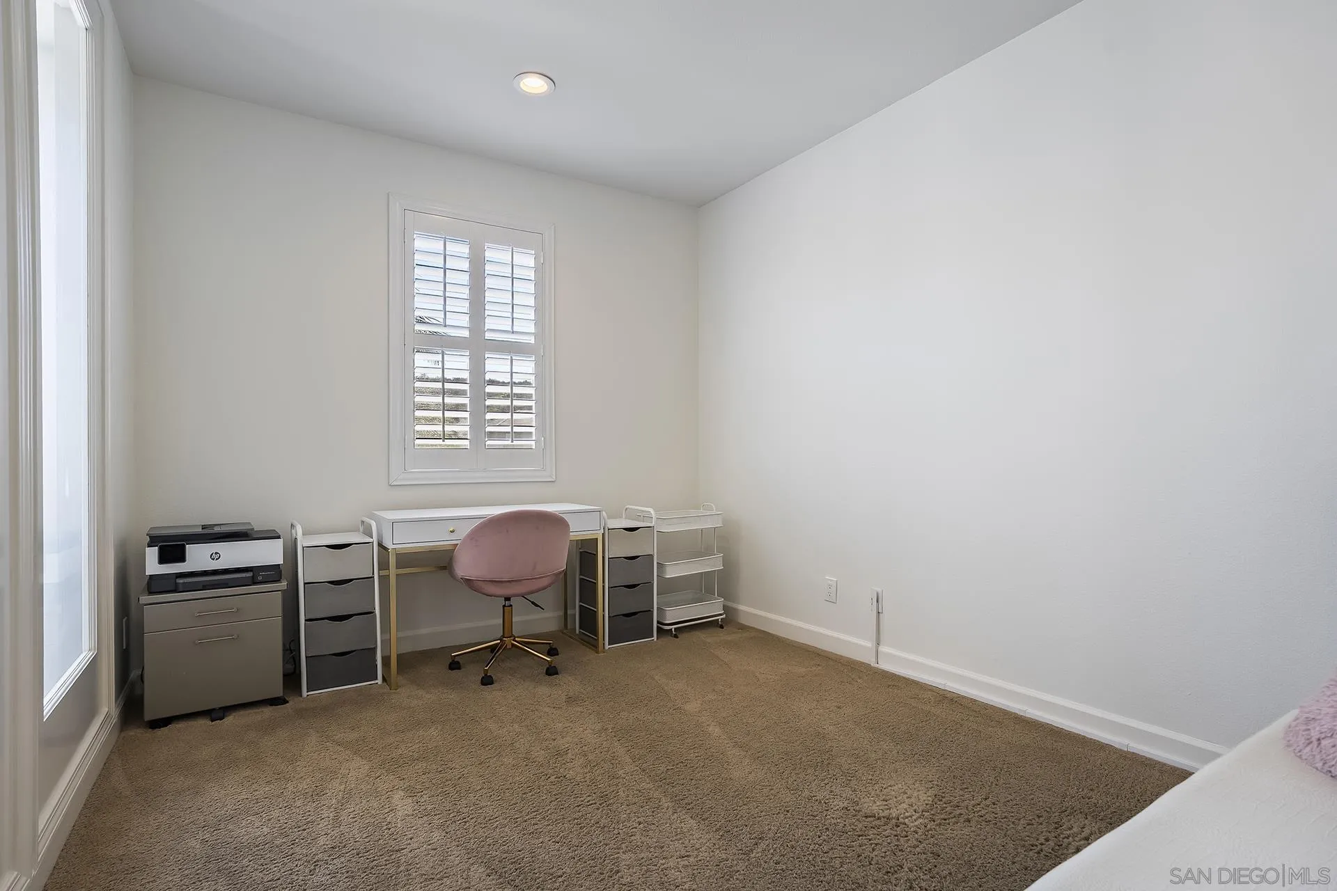 https://cdn.realtyfeed.com/cdn/127/260018374/b5207b0148a05ed6123ba1e41875eb1a.webp