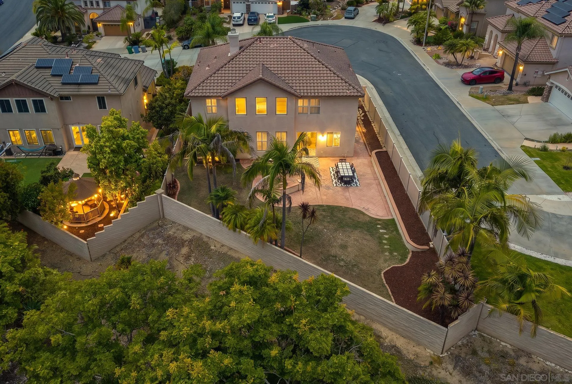 https://cdn.realtyfeed.com/cdn/127/260018374/dd55d6b08d02cb74a1d2ea9e6dea3521.webp
