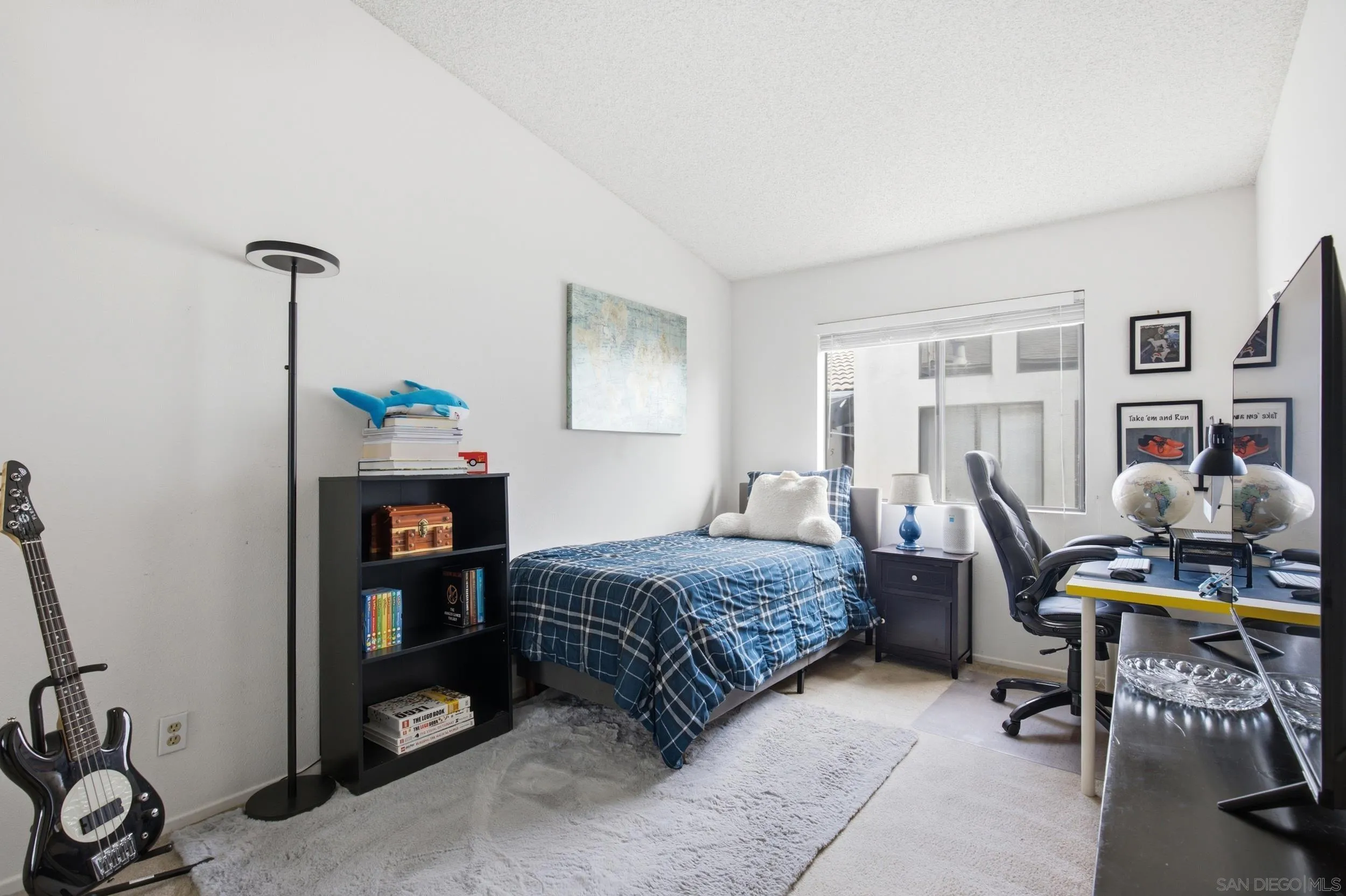 https://cdn.realtyfeed.com/cdn/127/260018379/607eb9b26178c1f344f1a71657961c69.webp