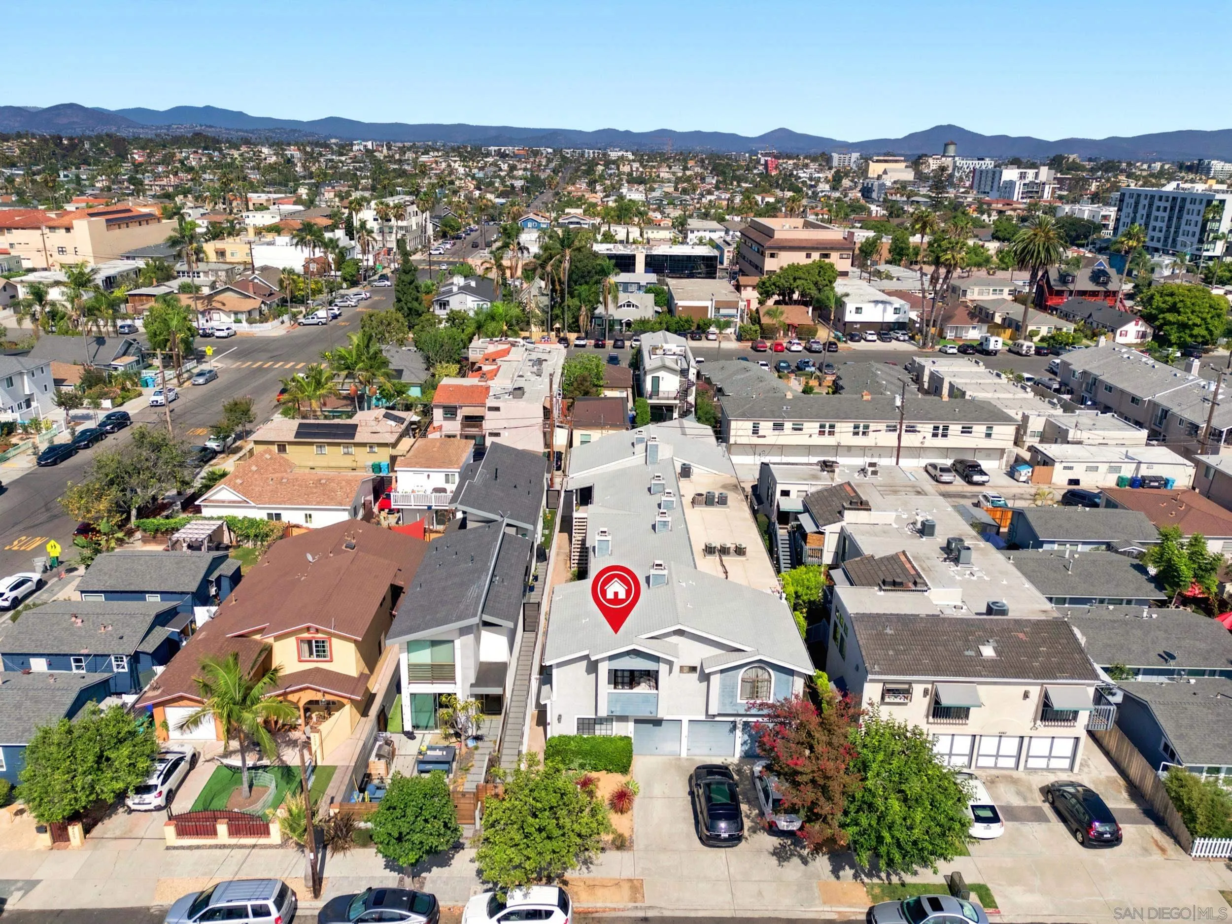 https://cdn.realtyfeed.com/cdn/127/260018379/995f9226b5b3ea834da676944b05542c.webp