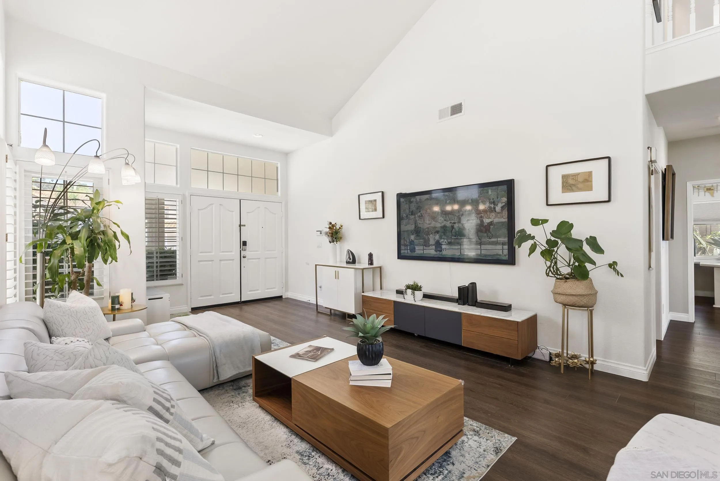 https://cdn.realtyfeed.com/cdn/127/260018388/042879809e3d625ddbb8ecbadef1e15d.webp