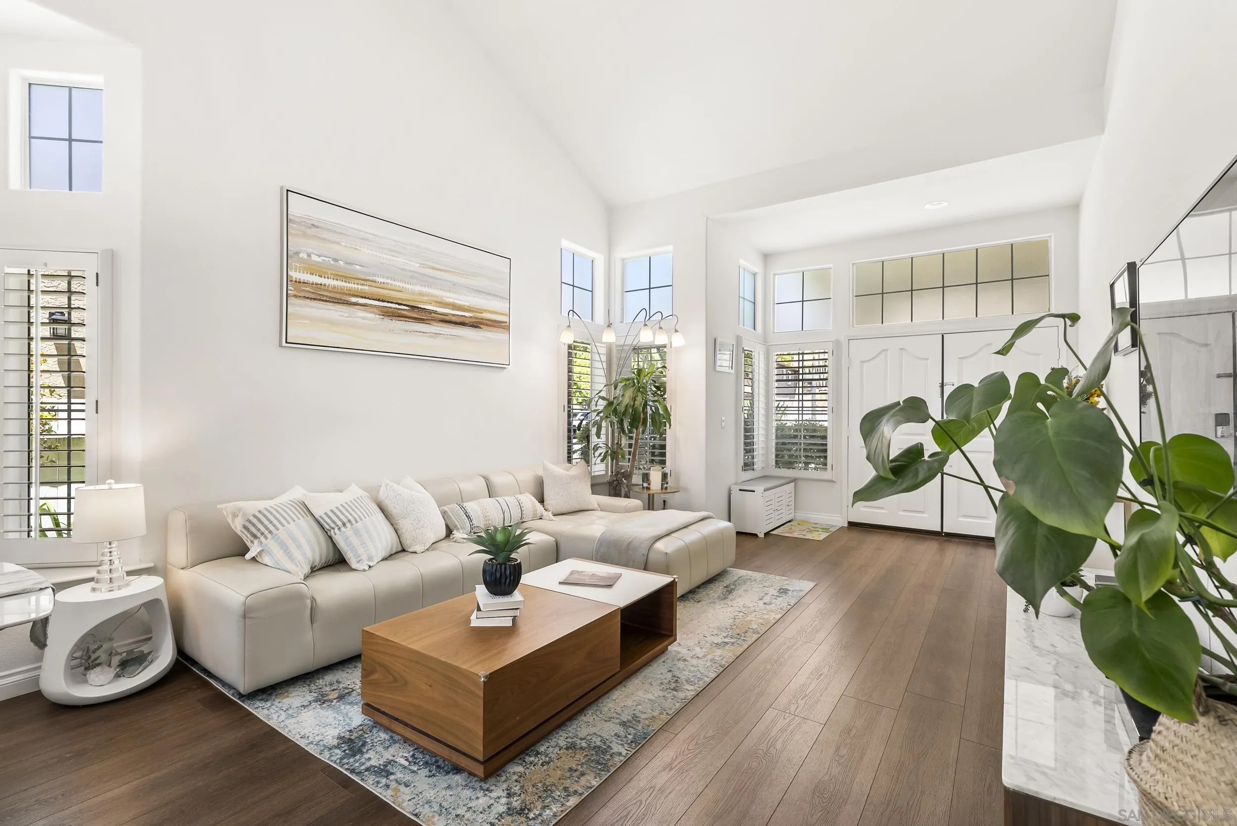 https://cdn.realtyfeed.com/cdn/127/260018388/0bda3e5af179dd490c501bfb2c822cee.webp