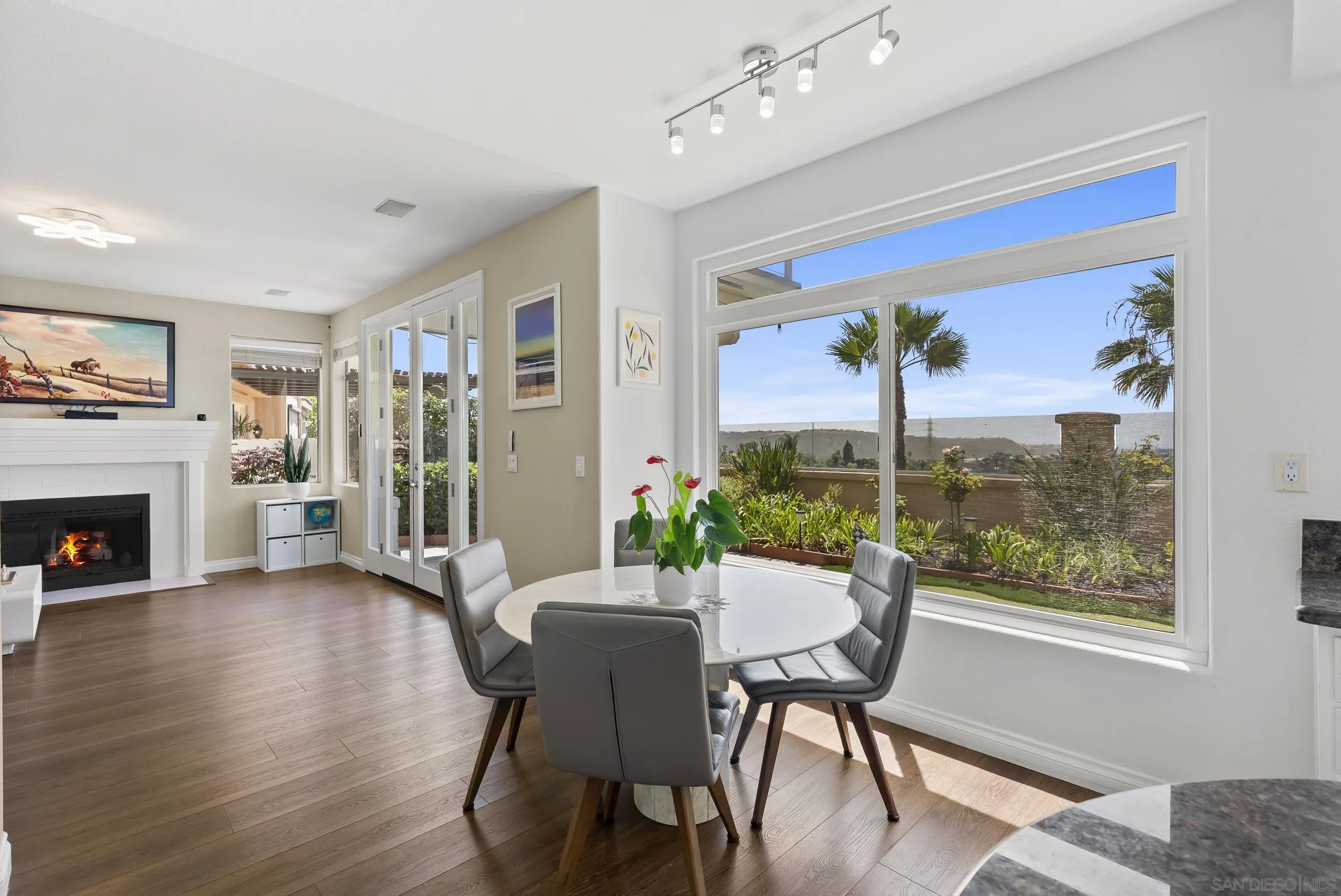 https://cdn.realtyfeed.com/cdn/127/260018388/3258da32d871f975ed2e0b11dab6208a.webp