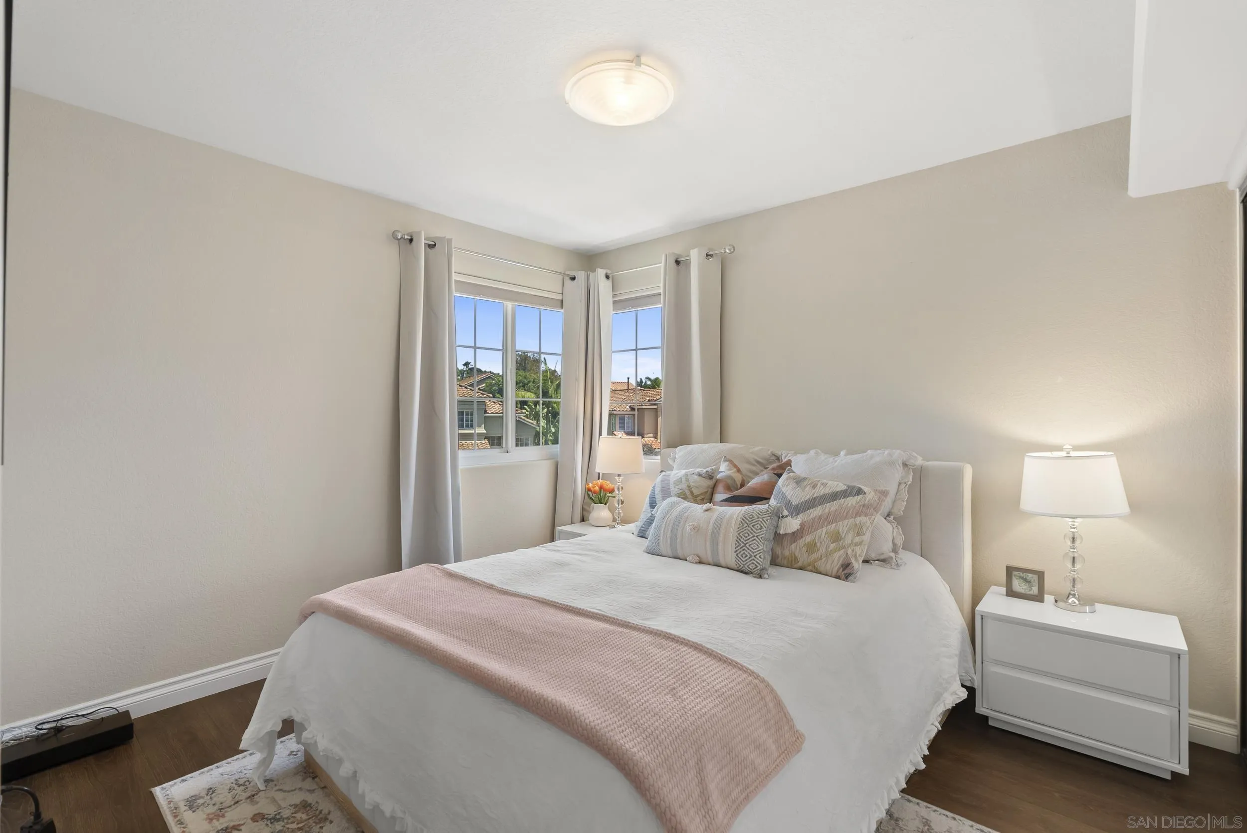 https://cdn.realtyfeed.com/cdn/127/260018388/86ef123544be6b55087b6cca4e273480.webp
