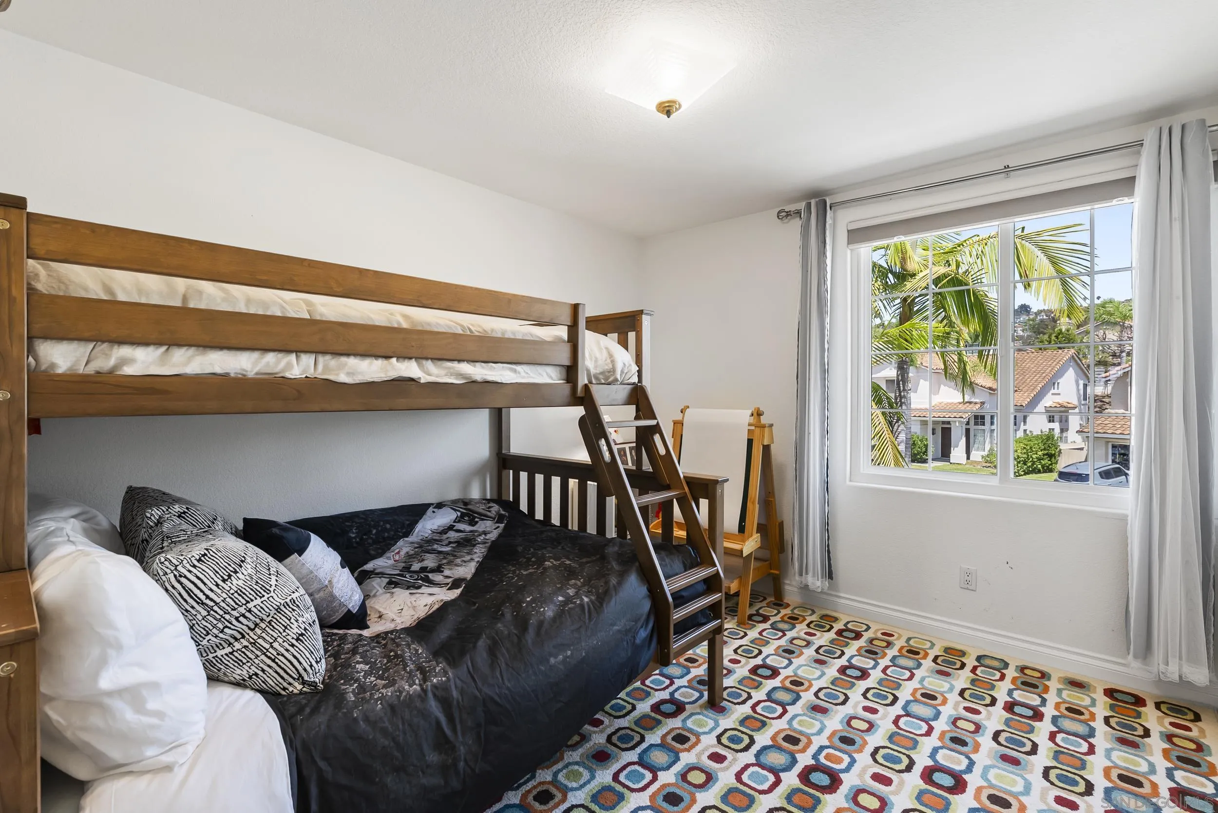 https://cdn.realtyfeed.com/cdn/127/260018388/9751868ad4d35fb48ff1b824dcd05762.webp