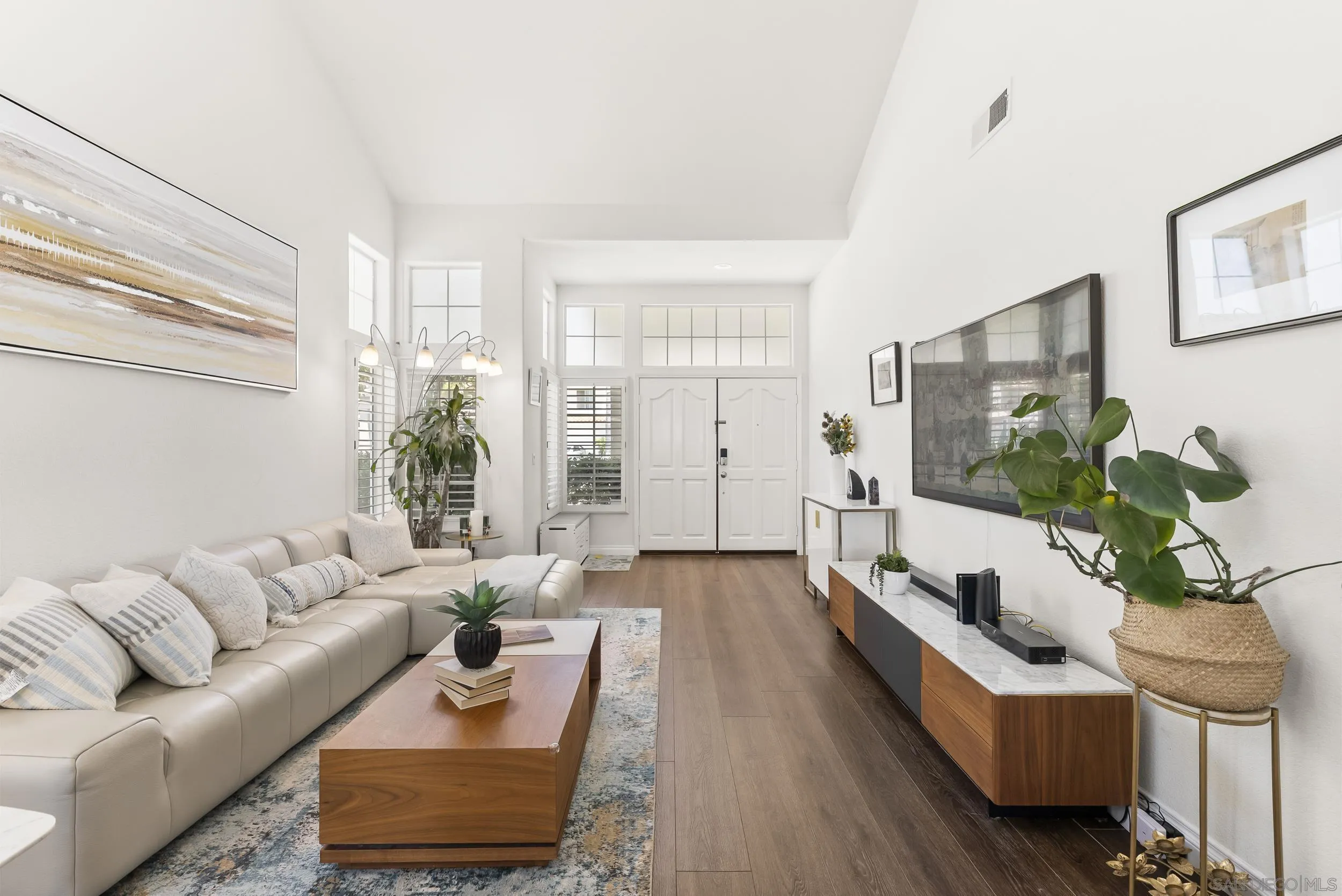 https://cdn.realtyfeed.com/cdn/127/260018388/a4d30e26f56afb4b376139b94aedf1cb.webp