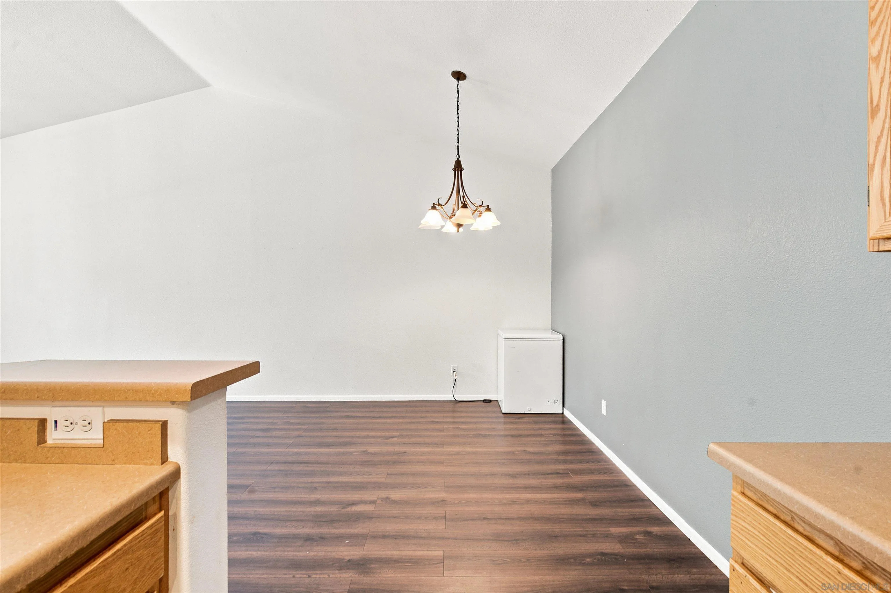 Photo #15: 260018391 Listing: Photo #15