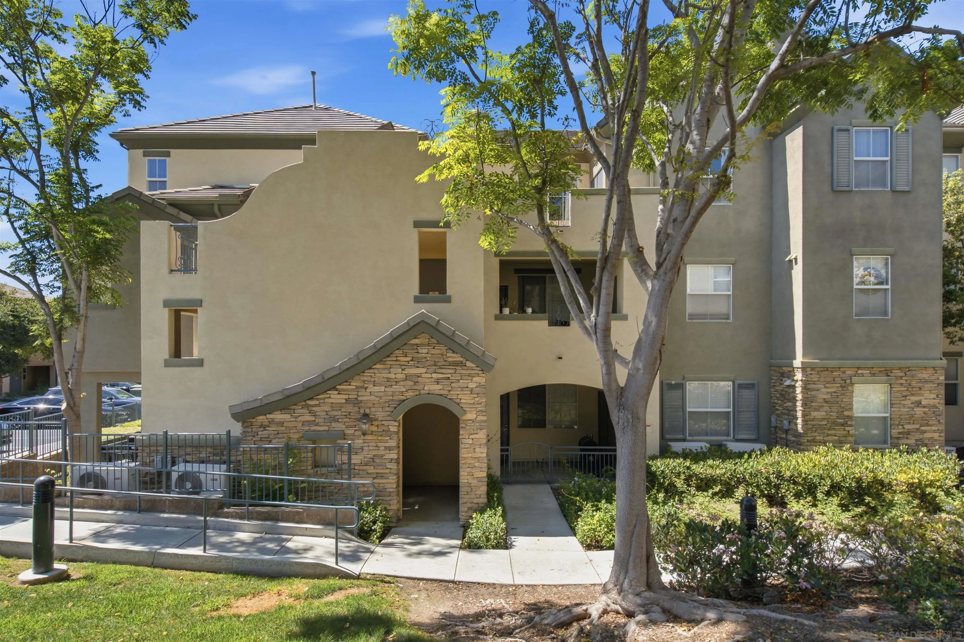 1890 Chambery Pl Unit 2336, Chula Vista, CA 91913 - Main photo, Chula Vista, CA