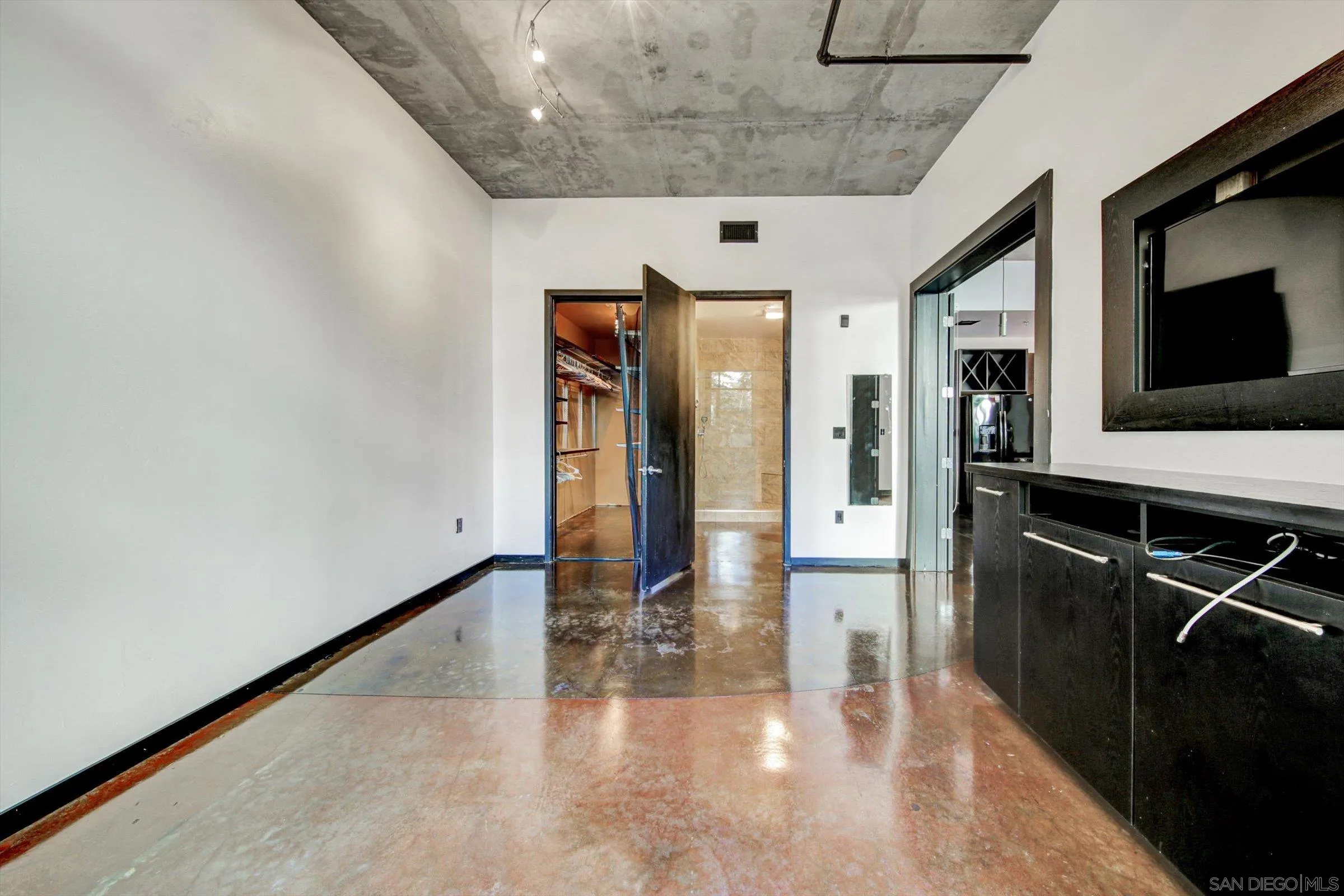 Photo #26: 260018393 Listing: Photo #26