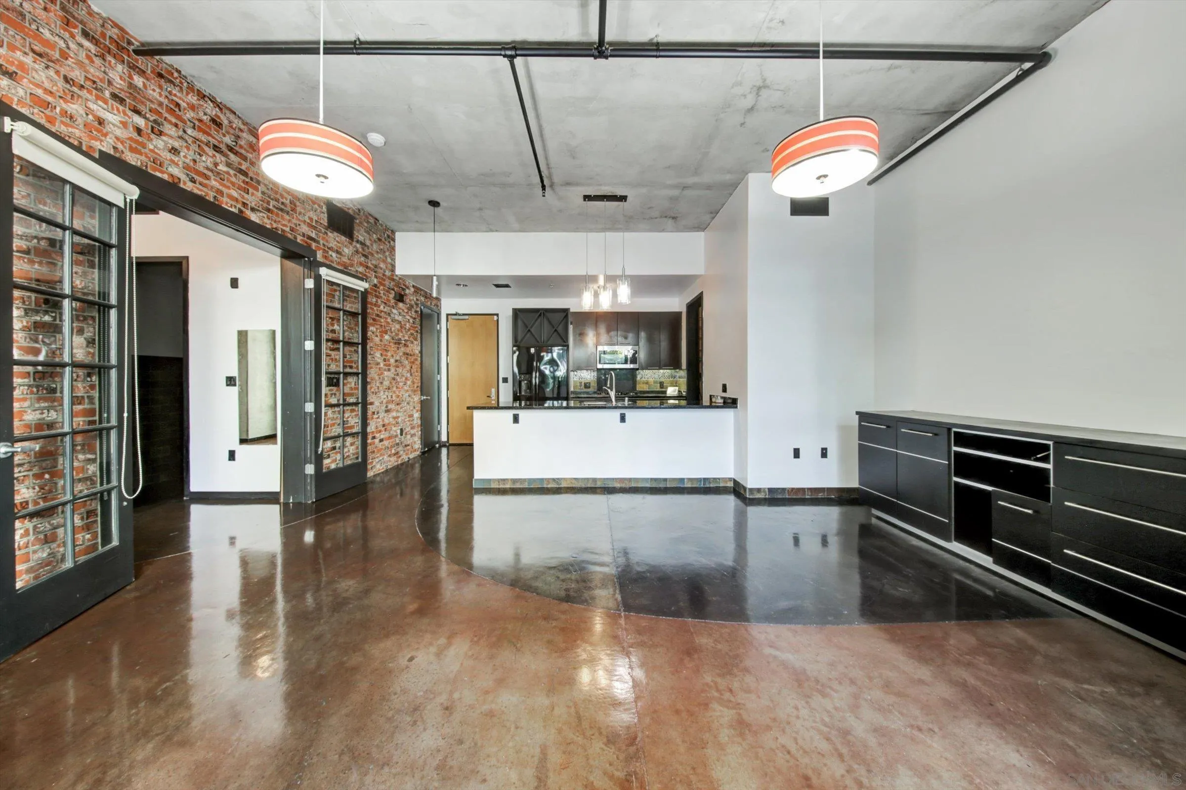 Photo #15: 260018393 Listing: Photo #15