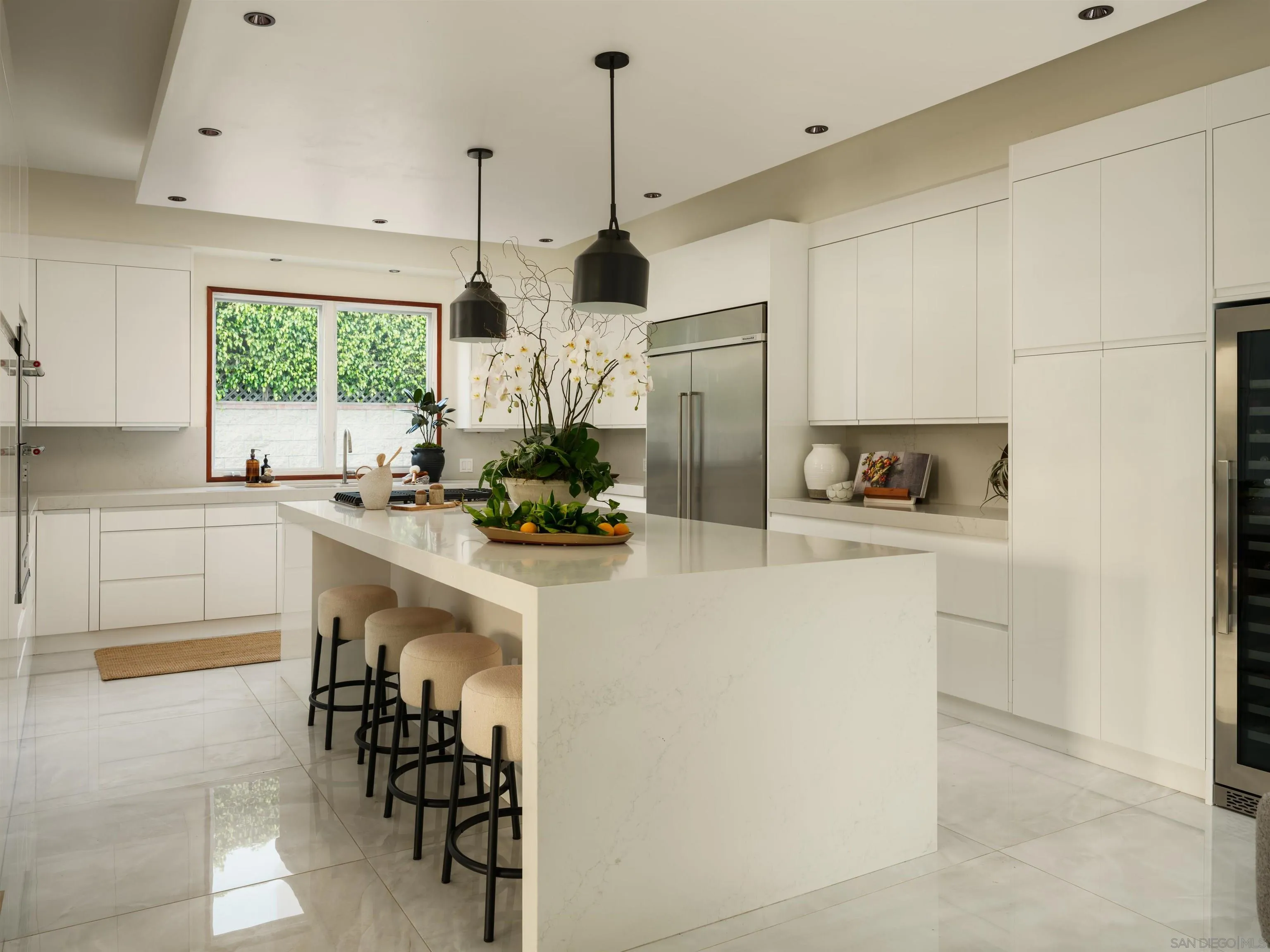 https://cdn.realtyfeed.com/cdn/127/260018396/25fc54303c80922da0c71cce004eafe1.webp