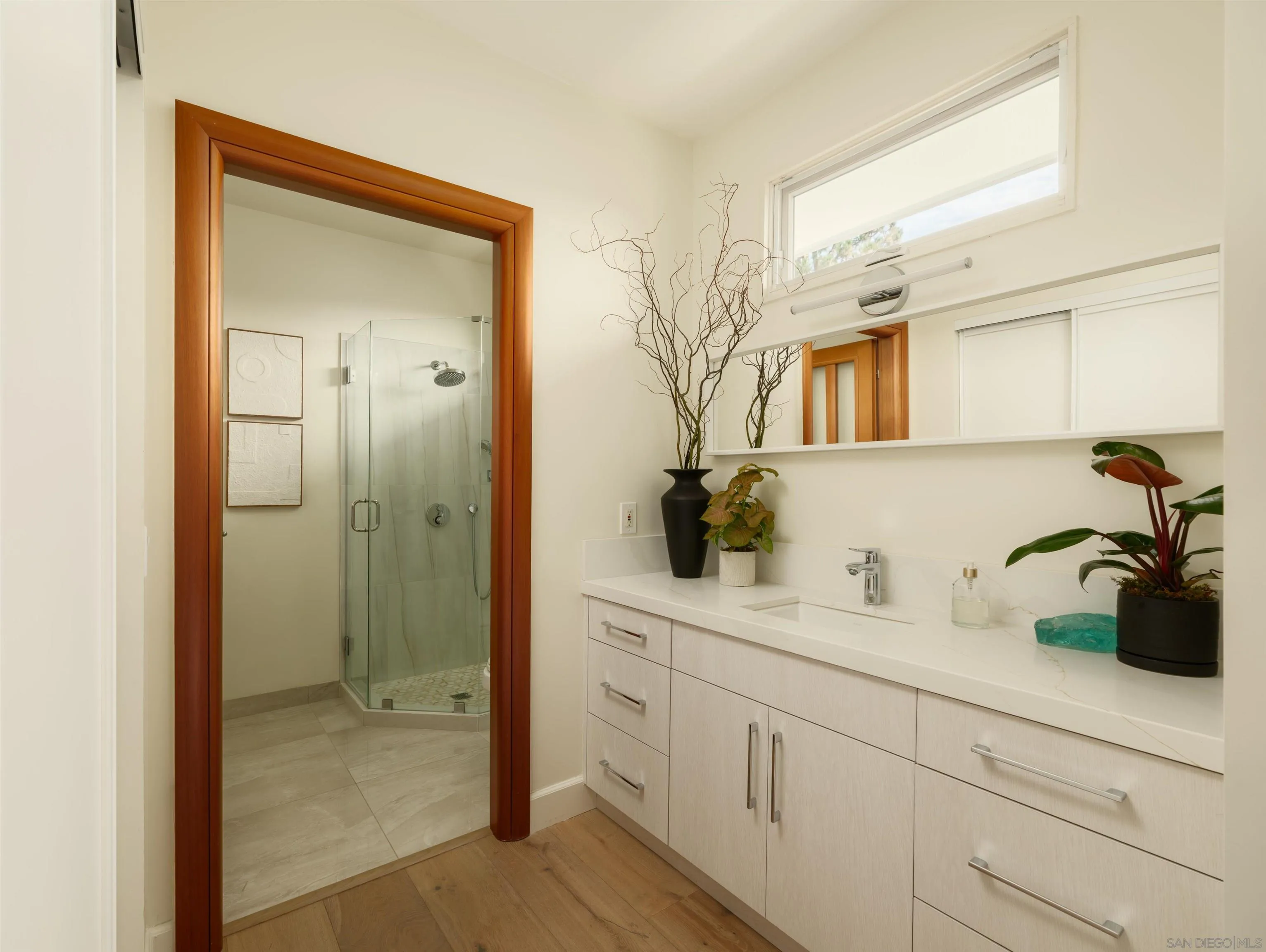 https://cdn.realtyfeed.com/cdn/127/260018396/f7b3757ddfa2e11205315394abc7dd16.webp