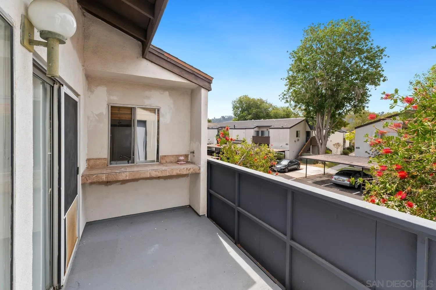 https://cdn.realtyfeed.com/cdn/127/260018401/1ce14bad50bf017cc277637e35067df3.webp