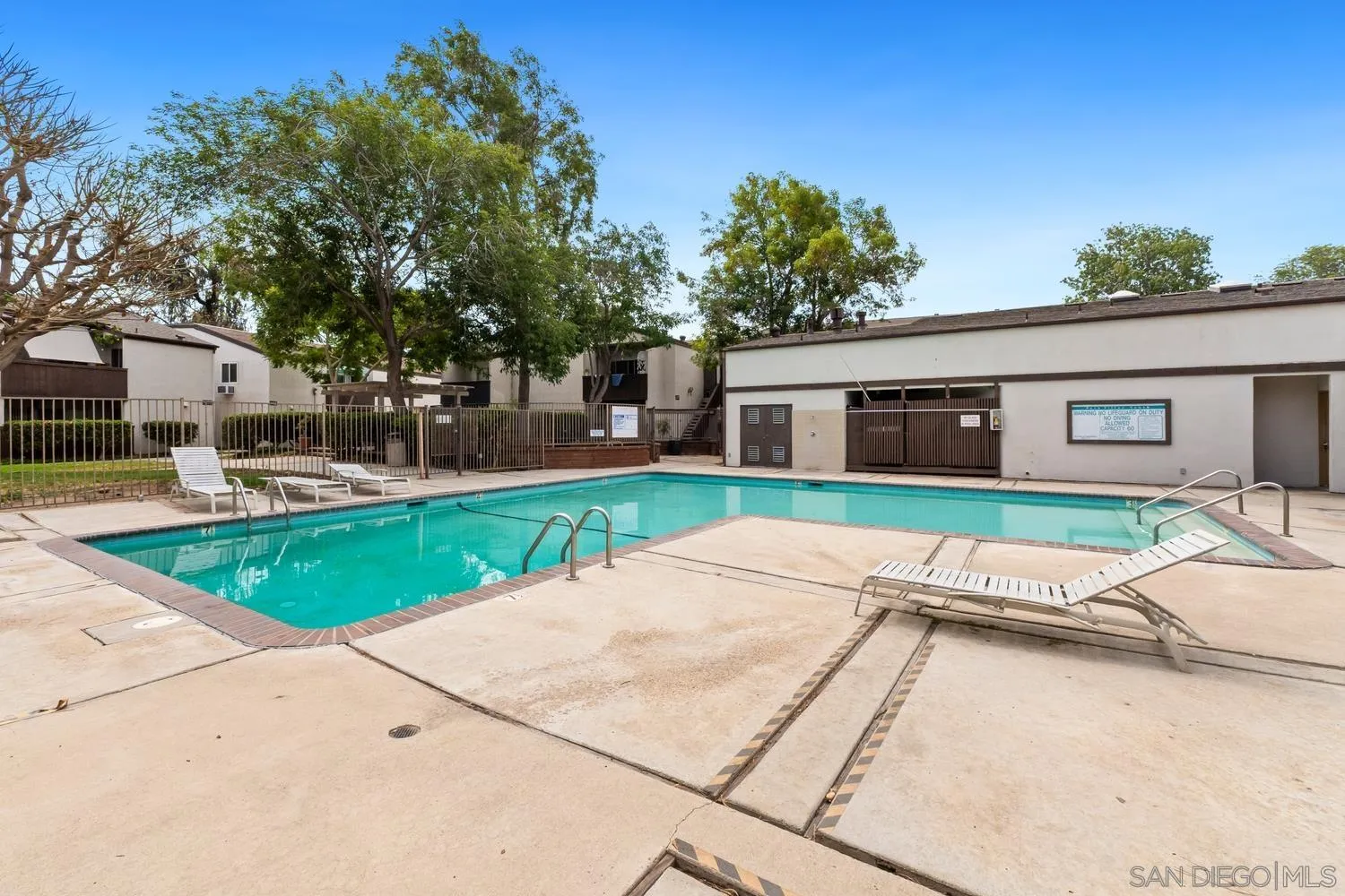 https://cdn.realtyfeed.com/cdn/127/260018401/1ed88eea4259e6c95e505d49ec512f35.webp