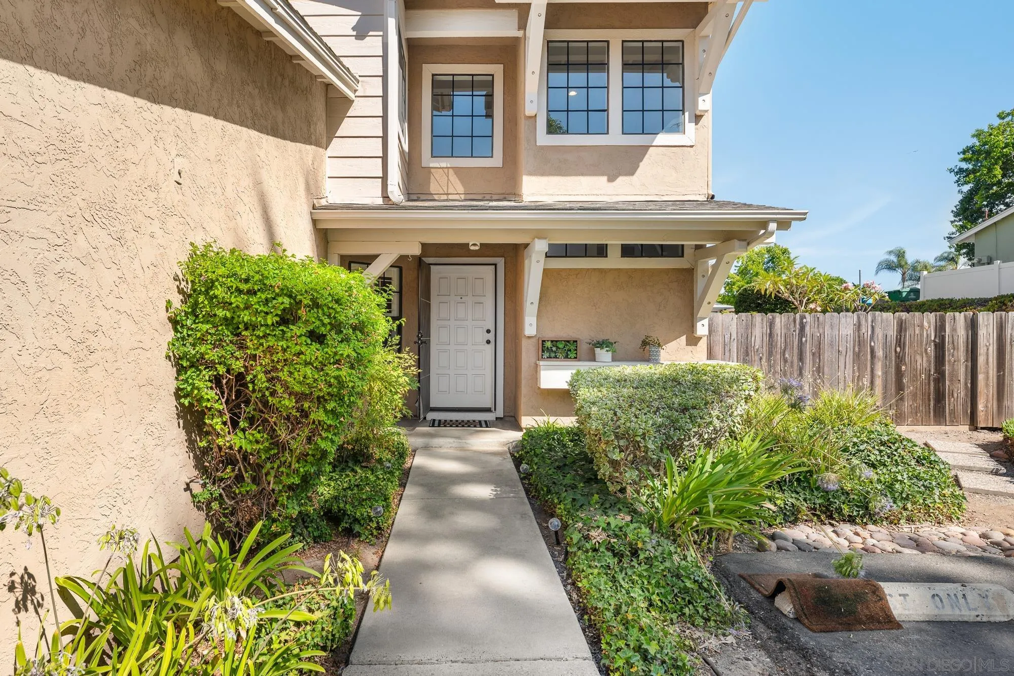 8395 Suntree Place, San Diego, CA 92119 - Photo 5 of 39, San Diego, CA