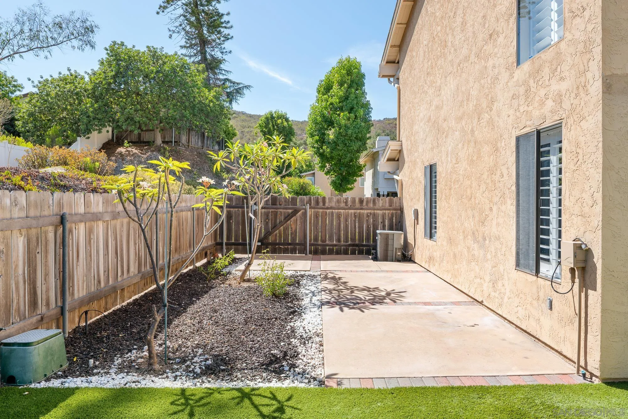 Photo #33: 260018402 Listing: Photo #33