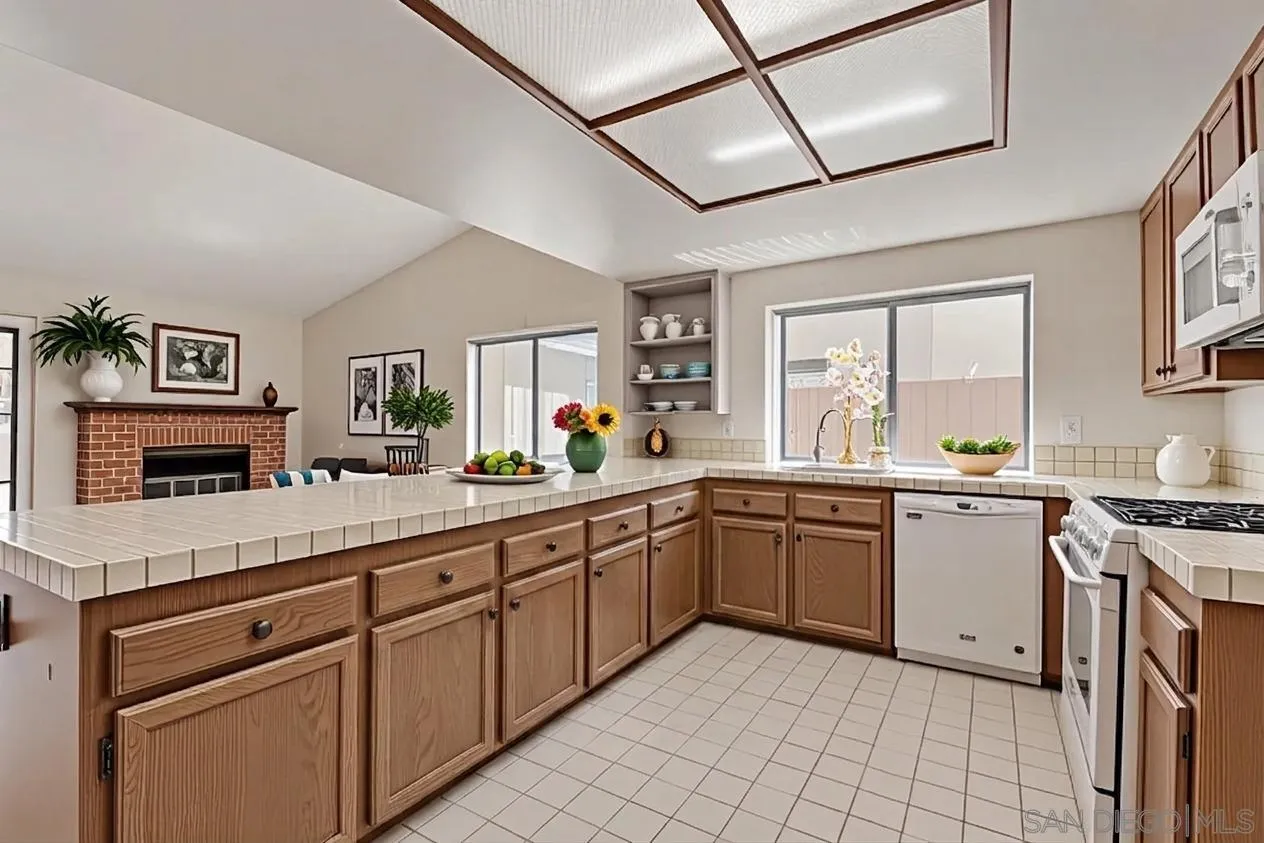 https://cdn.realtyfeed.com/cdn/127/260018409/de363d6ab32de5545cae18d06ce3245d.webp