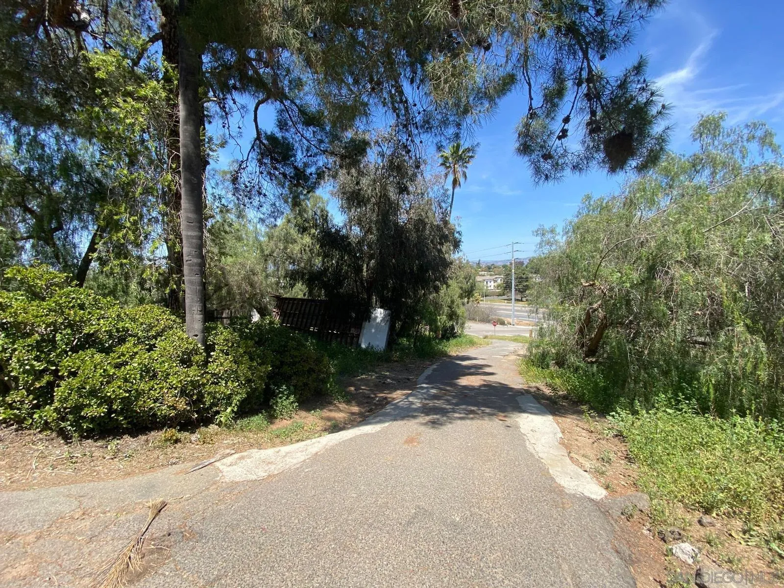 409 Citracado Pkwy, Escondido, CA 92025 - Photo 3 of 11, Escondido, CA