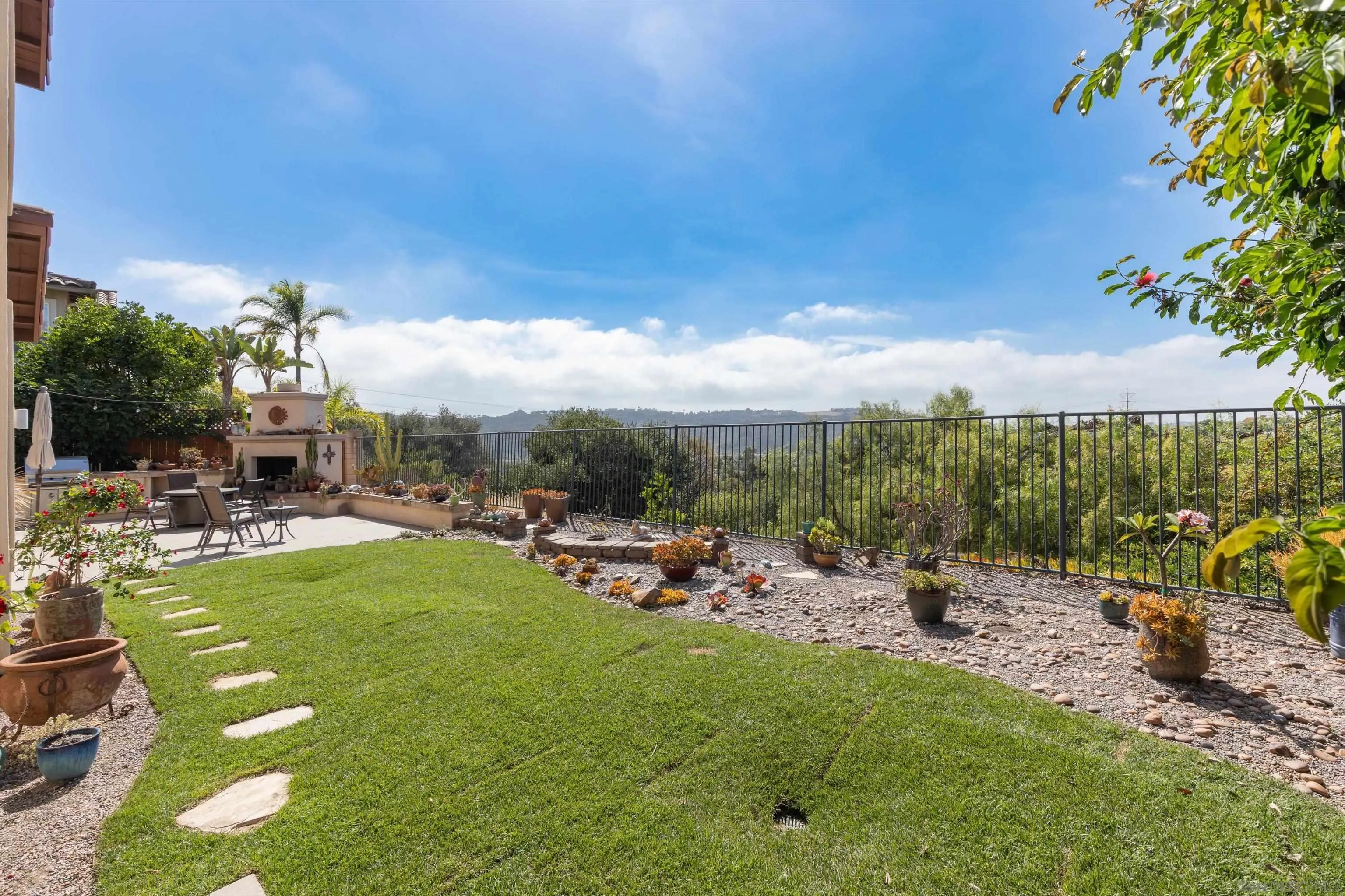 2198 Vista La Nisa, Carlsbad, CA 92009 - Photo 4 of 44, Carlsbad, CA