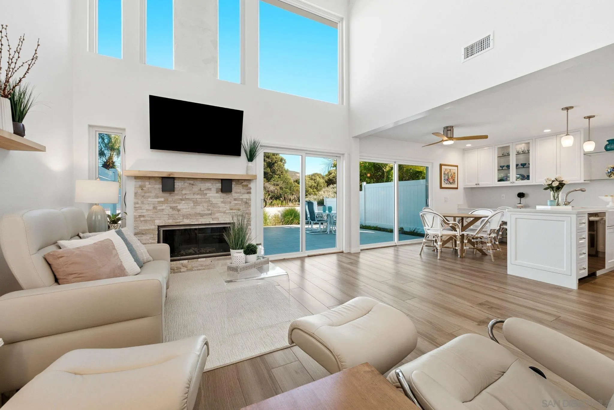 Photo #11: 260018432 Listing: Photo #11