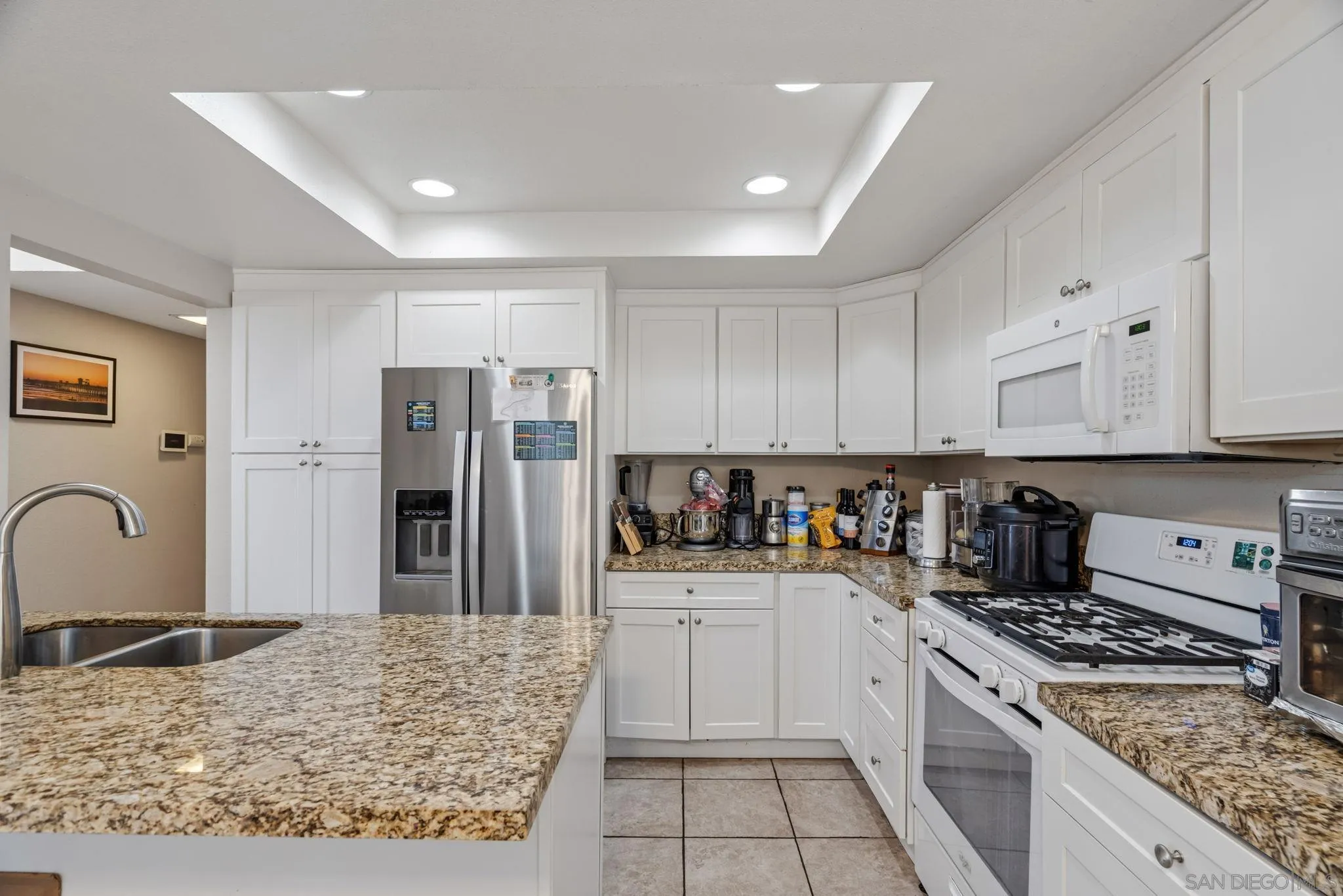 https://cdn.realtyfeed.com/cdn/127/260018433/1fe176e12d48a67d61f4f3cc3278034f.webp