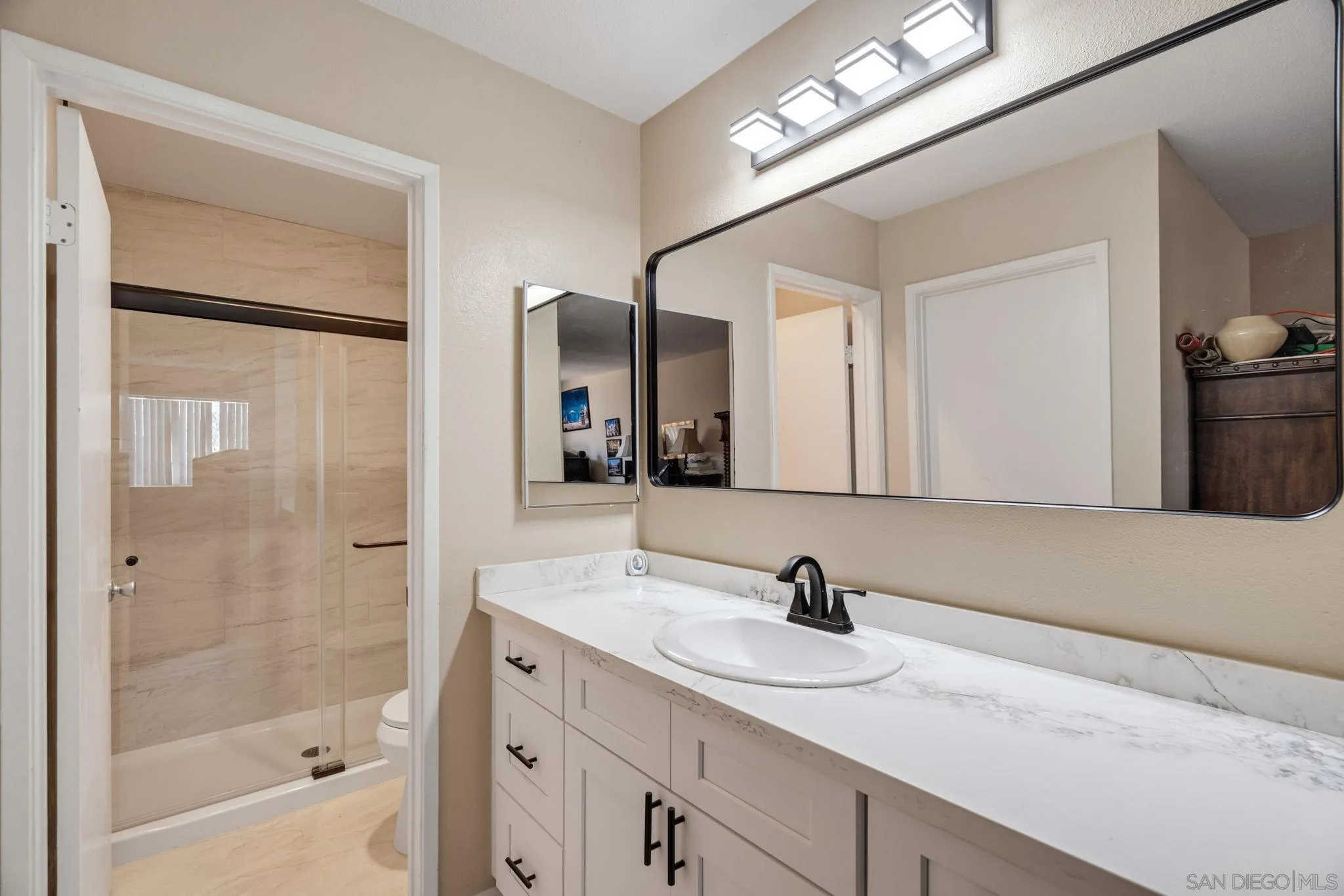 https://cdn.realtyfeed.com/cdn/127/260018433/6a3dca5e797231022a7240a3d05693b4.webp