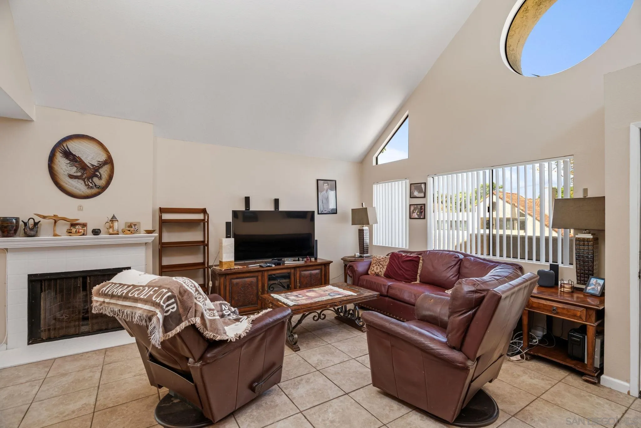 https://cdn.realtyfeed.com/cdn/127/260018433/d5ae733330b10bb94827c831e0871868.webp