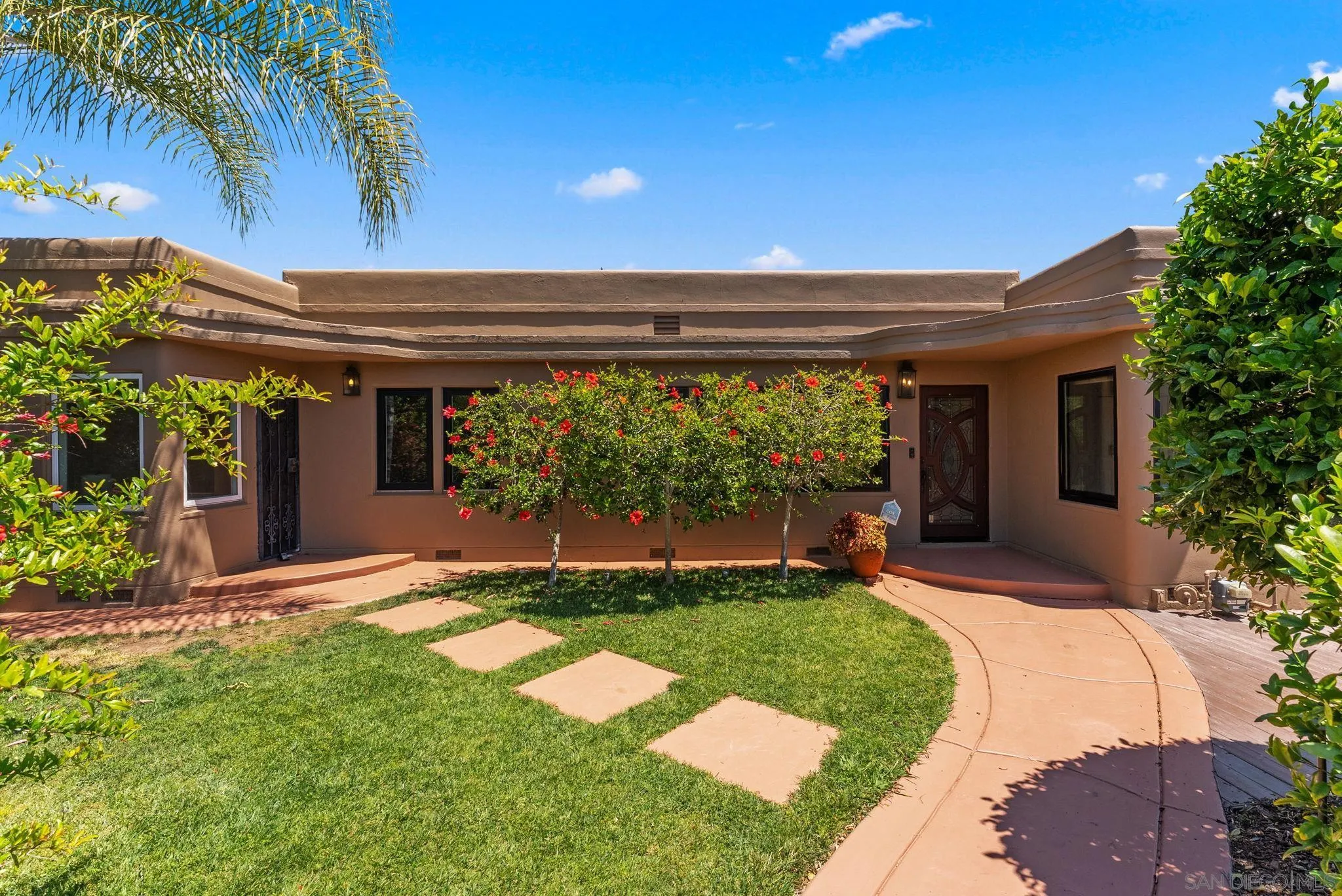 4391 Middlesex Drive, San Diego, CA 92116 - Main photo, San Diego, CA