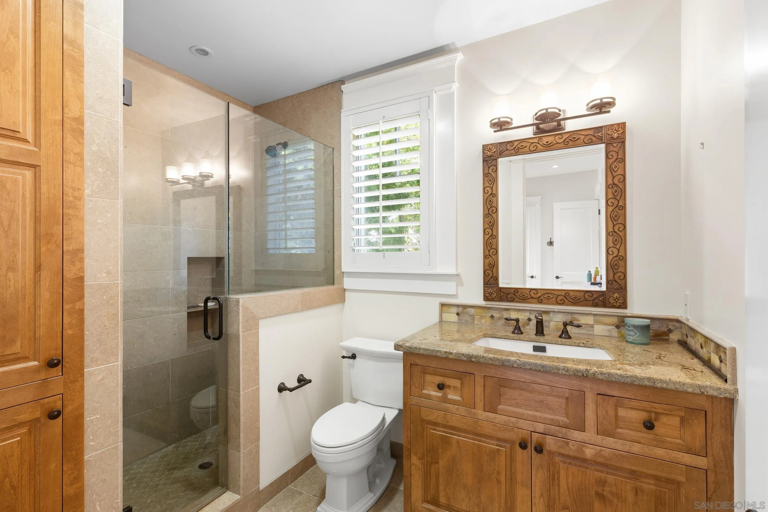 https://cdn.realtyfeed.com/cdn/127/260018439/1489b5f364e4f8cc8dd076d5c26255cf.webp
