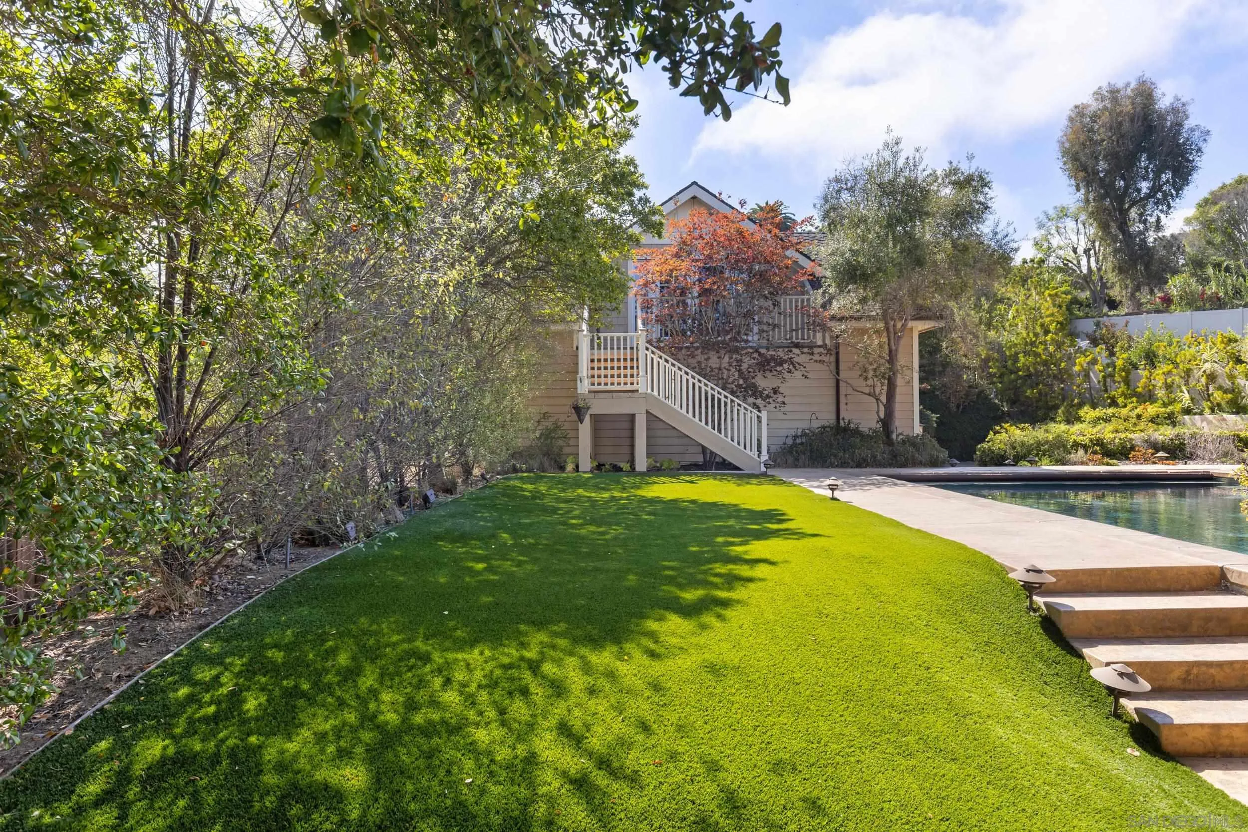 https://cdn.realtyfeed.com/cdn/127/260018439/6bdecb1b20e112df32b7b597bd715bab.webp