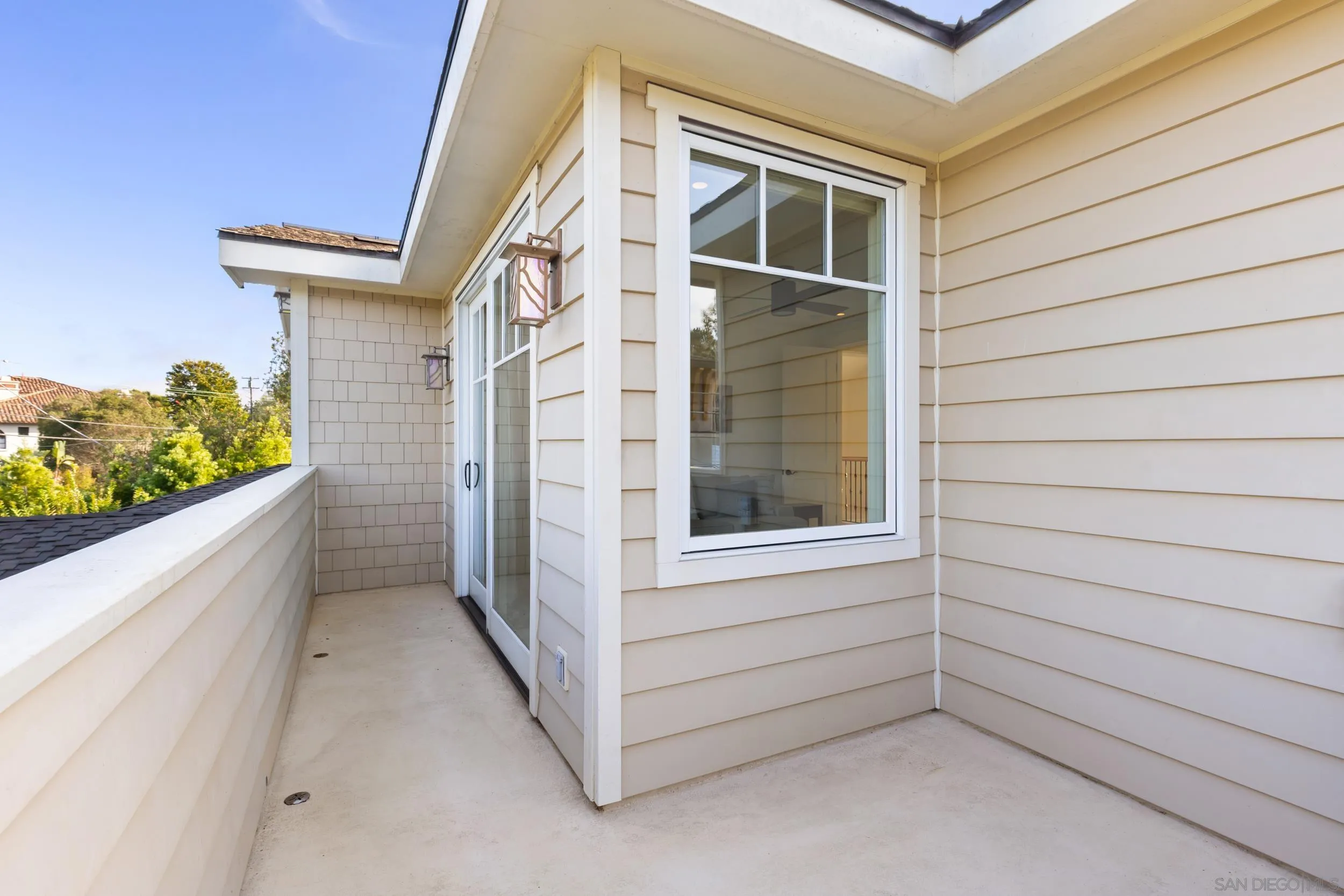 https://cdn.realtyfeed.com/cdn/127/260018439/83eeec06a141ff049788aeac4b7067f8.webp
