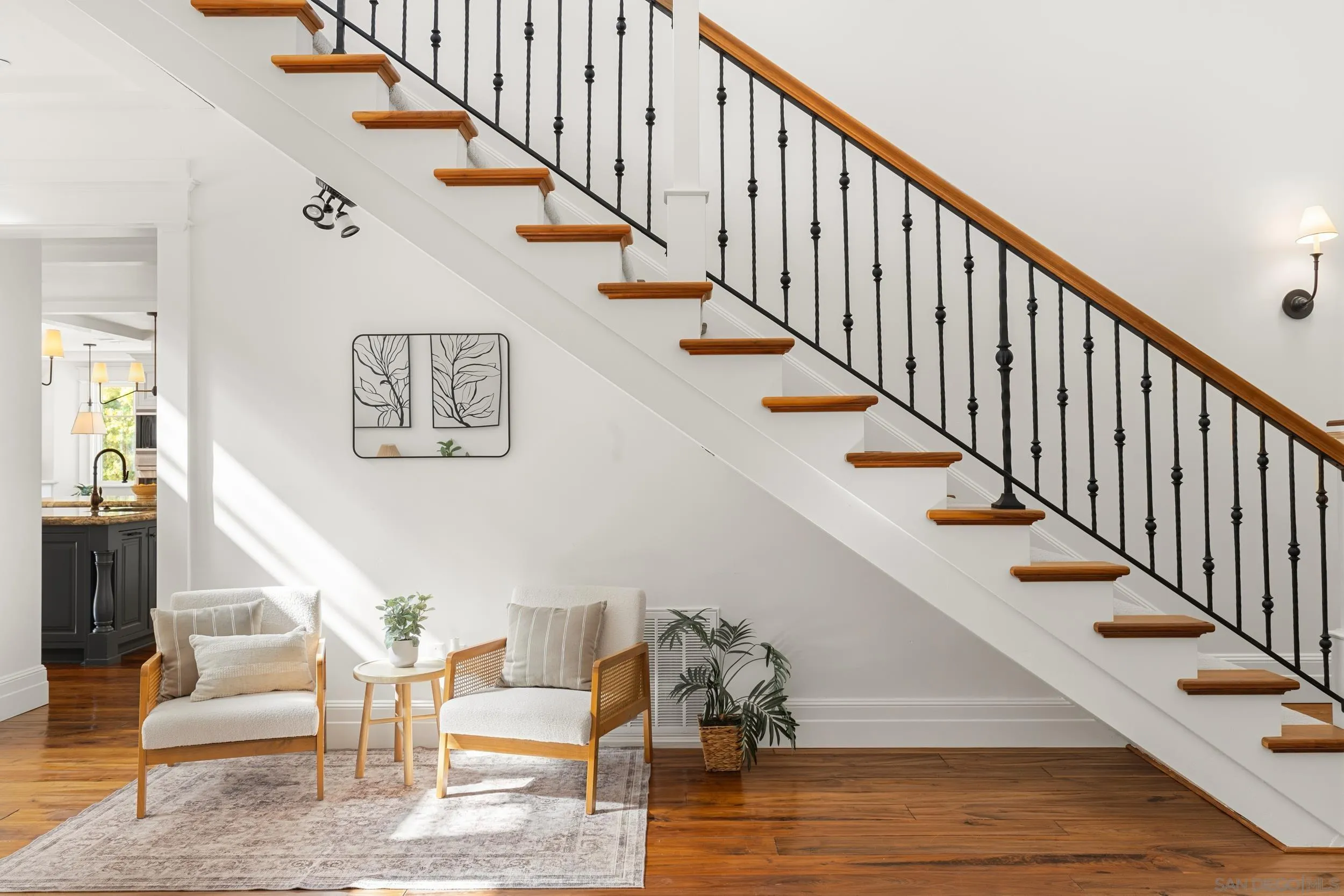 https://cdn.realtyfeed.com/cdn/127/260018439/a8ef77bd0e80cfac0023e0dc477b1870.webp