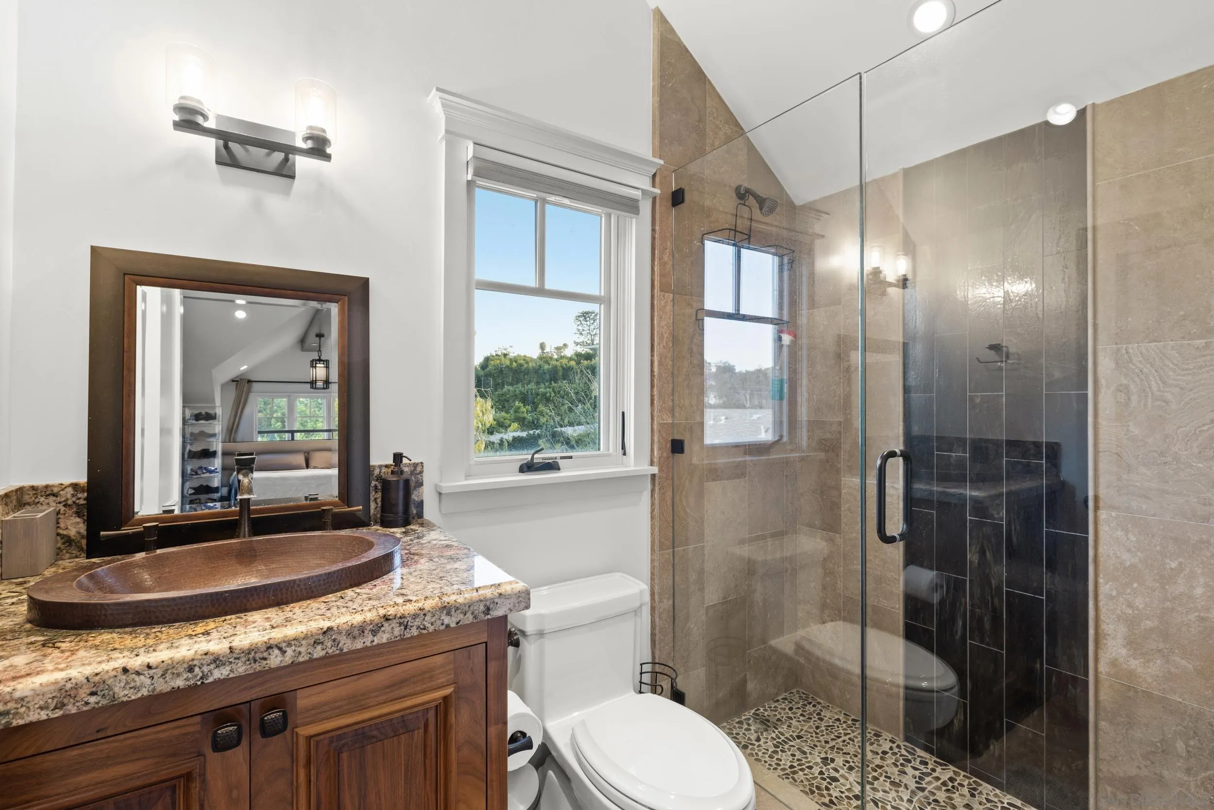 https://cdn.realtyfeed.com/cdn/127/260018439/ac72ba5c6c839bce2536469f89ec82a2.webp
