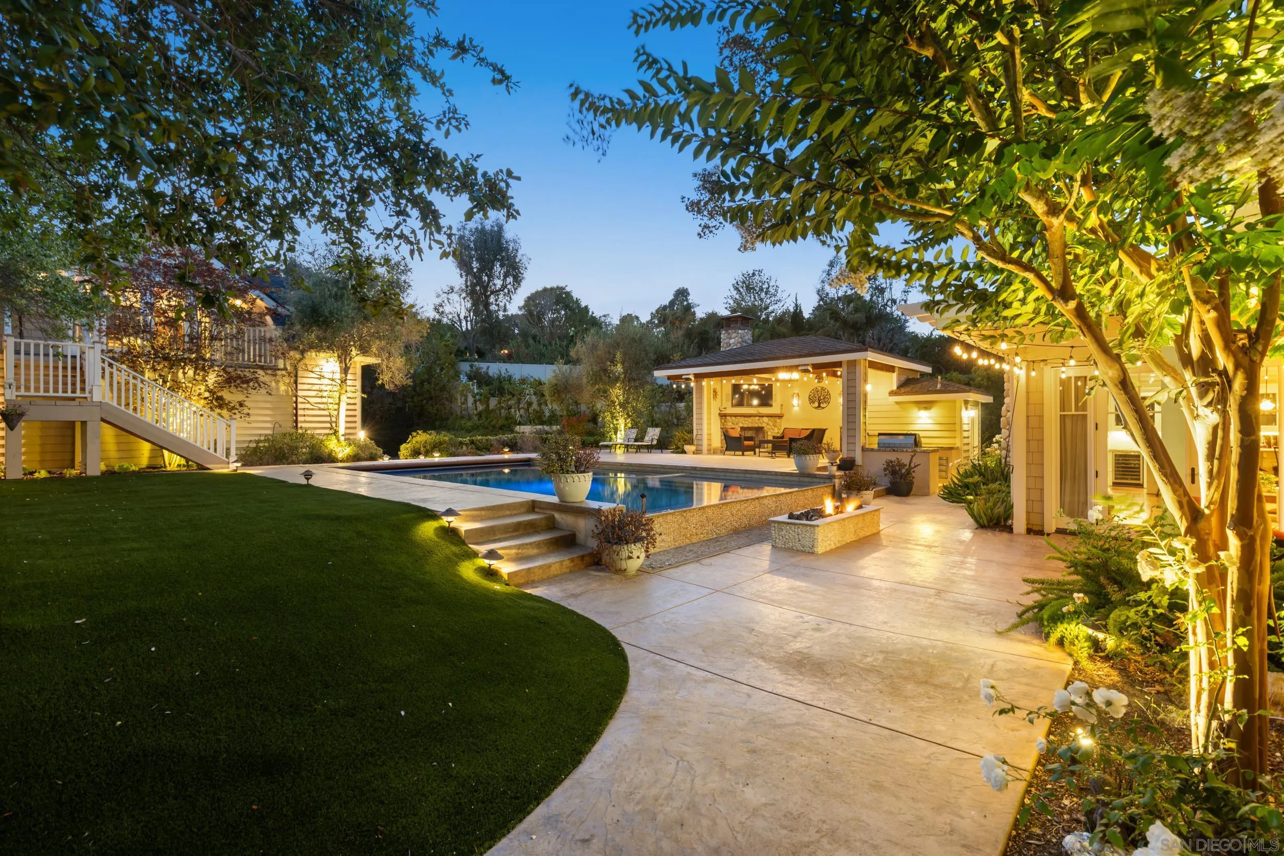https://cdn.realtyfeed.com/cdn/127/260018439/c9ca46bbeadf8fa24f86288e57df9f4c.webp