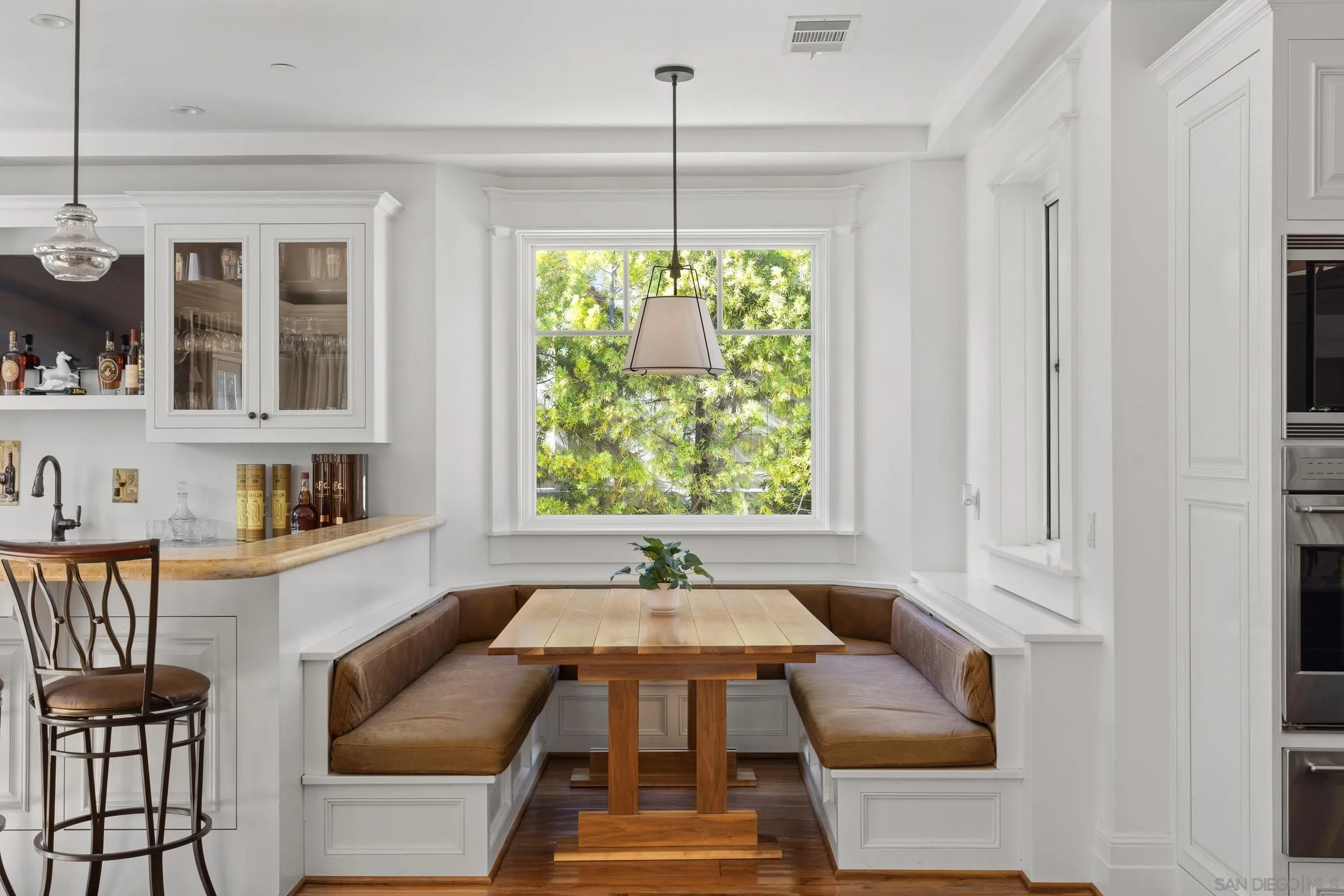 https://cdn.realtyfeed.com/cdn/127/260018439/dd91a0e3691c5f4e80fb787003e6b8d3.webp