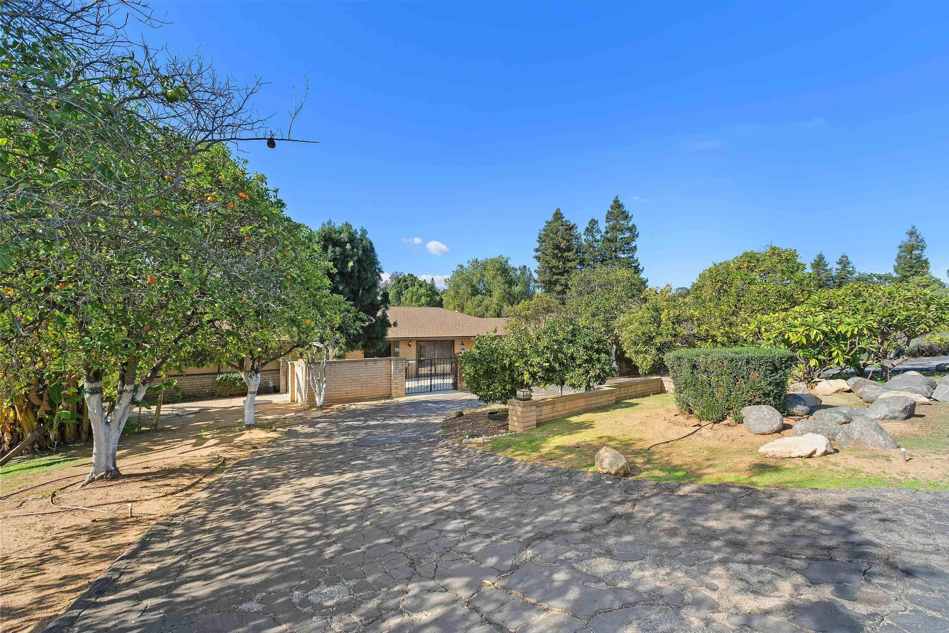 363 Tumble Creek Ln, Fallbrook, CA 92028 - Photo 2 of 57, Fallbrook, CA