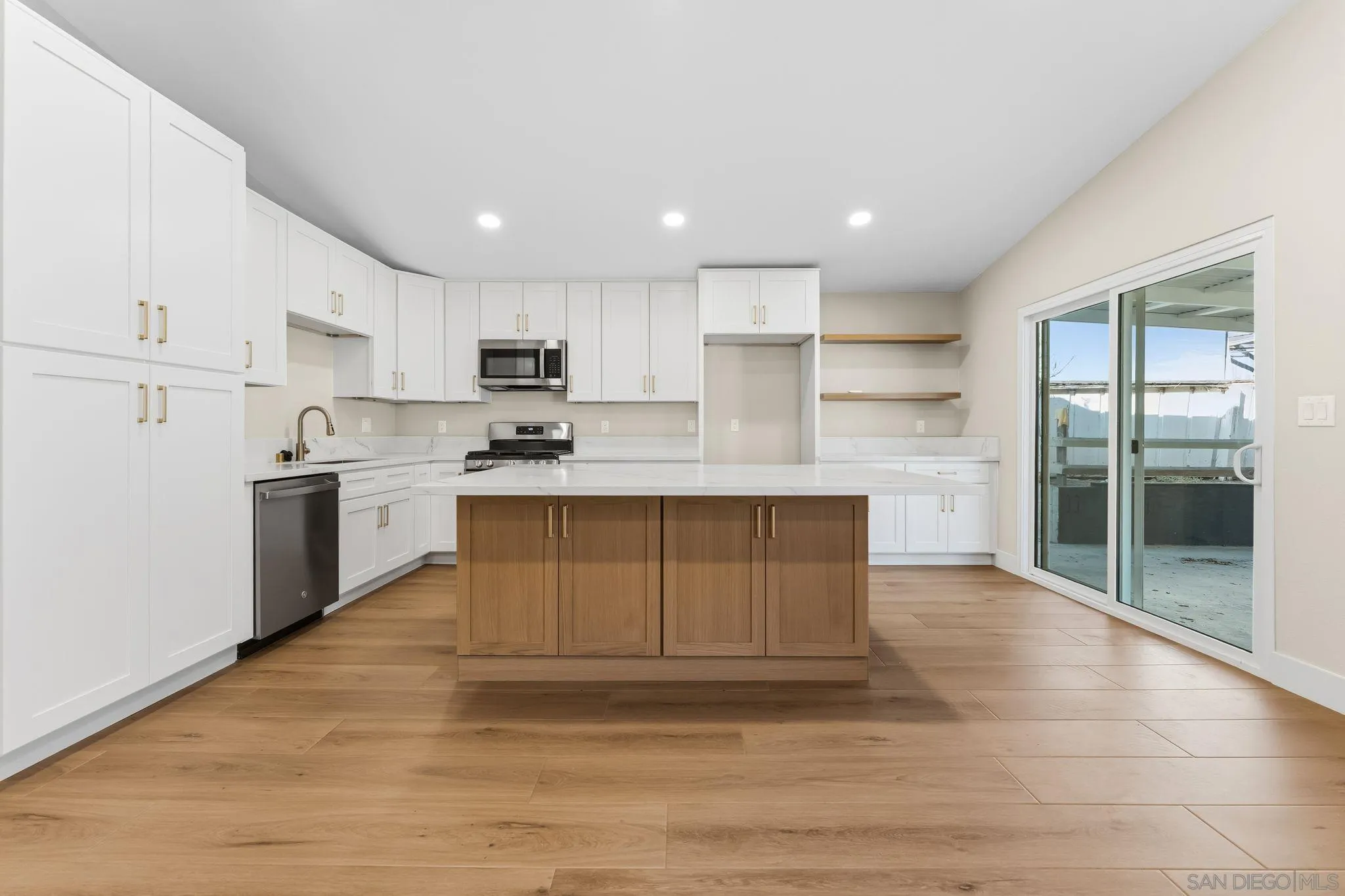 578 E Indian Rock Rd, Vista, CA 92084 - Photo 3 of 32, Vista, CA