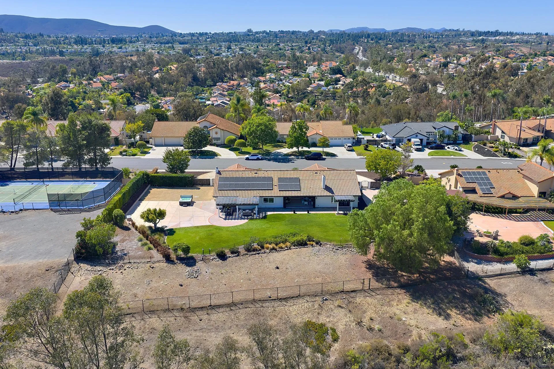https://cdn.realtyfeed.com/cdn/127/260018447/55240b750fe6d6265fcf37b4dccef9bd.webp