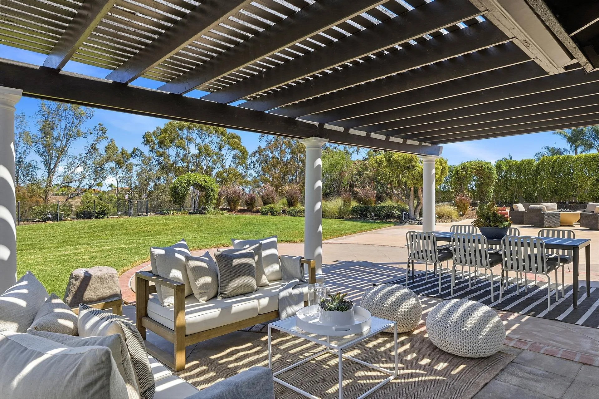https://cdn.realtyfeed.com/cdn/127/260018447/8ba52f65f758bd6f2c0c00ffae45520d.webp