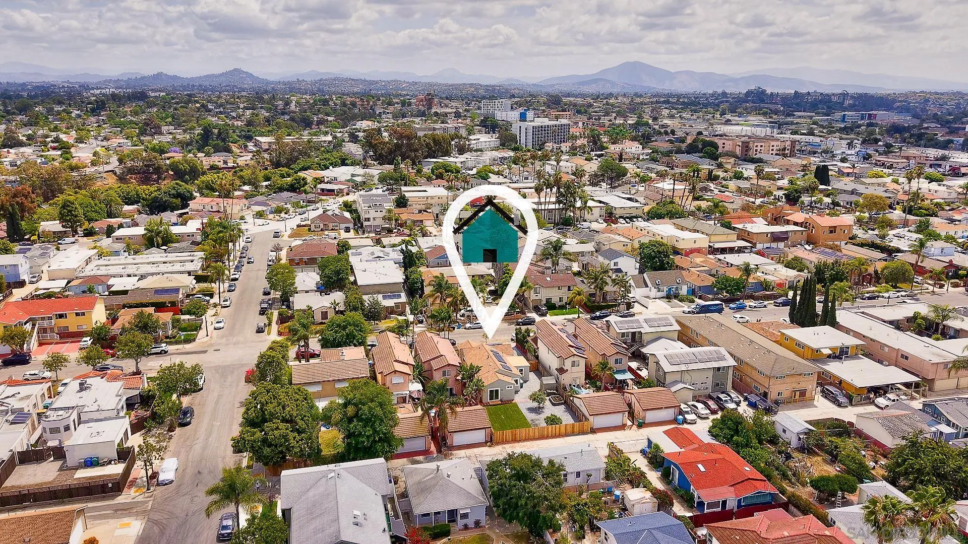 https://cdn.realtyfeed.com/cdn/127/260018453/66e015bb605a07a5f3baee753ebb21d0.webp