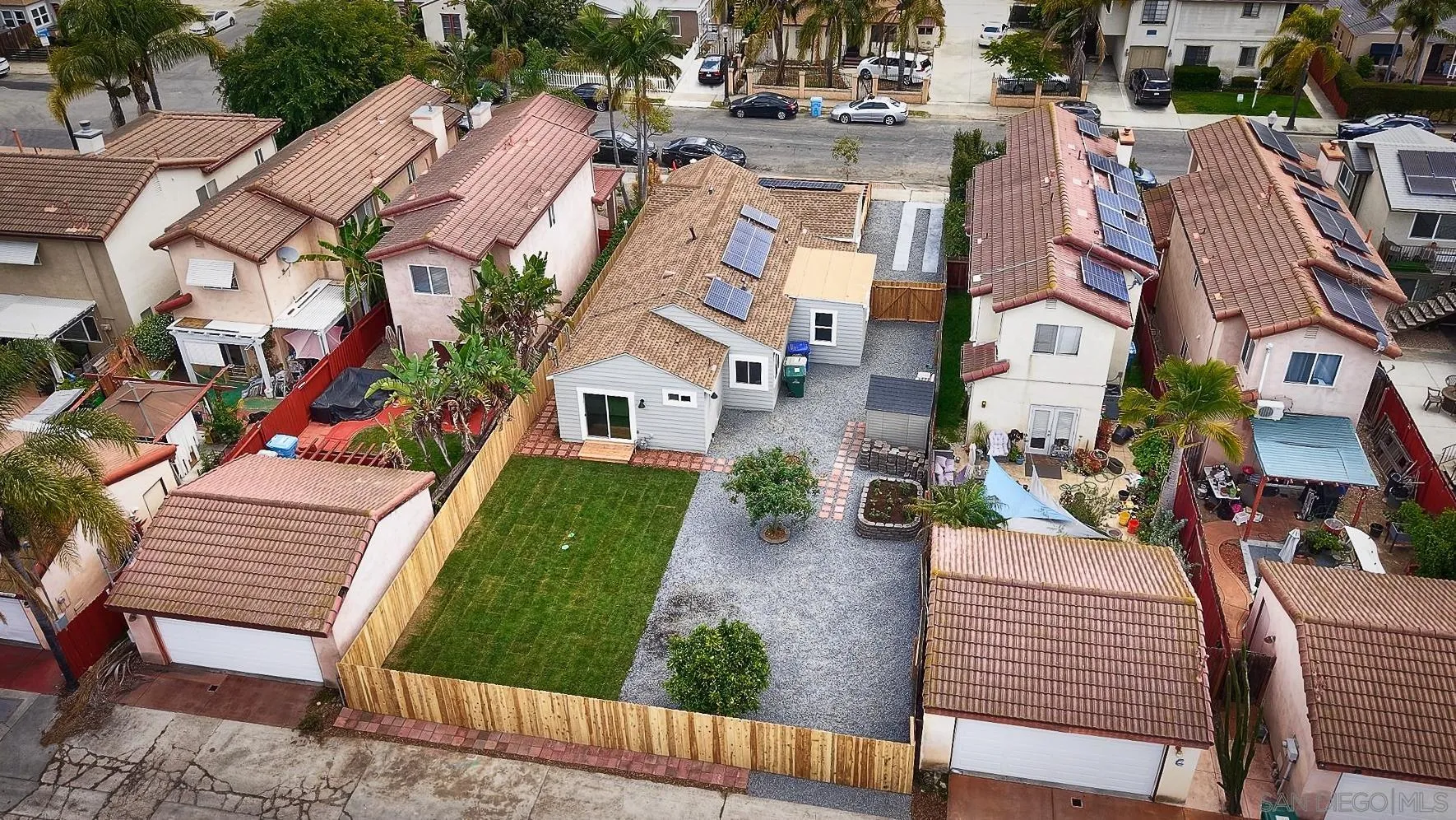 https://cdn.realtyfeed.com/cdn/127/260018453/9c7beb3a86d1536efd5e0212a8cf3968.webp