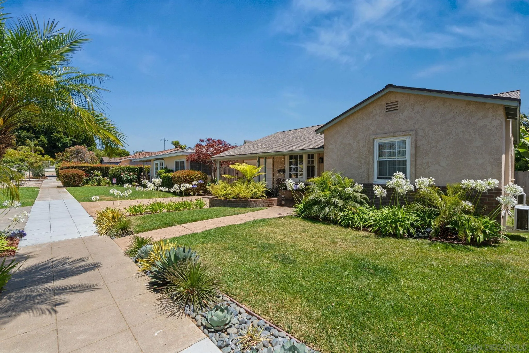 https://cdn.realtyfeed.com/cdn/127/260018454/166861c77cfedeb9424dd7235d3a0059.webp