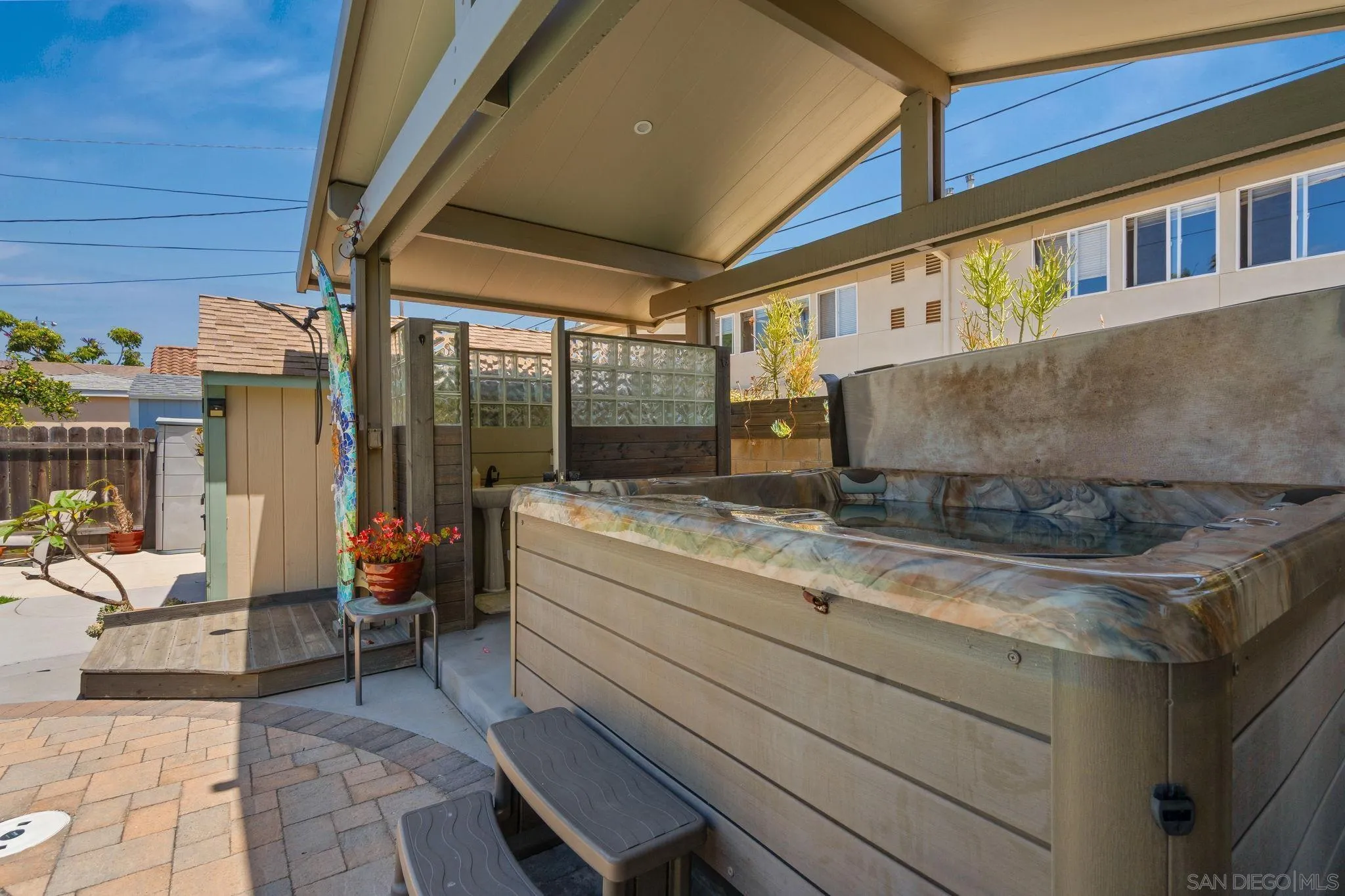 https://cdn.realtyfeed.com/cdn/127/260018454/19d4cd53427d3b3f0908375c8860ae17.webp