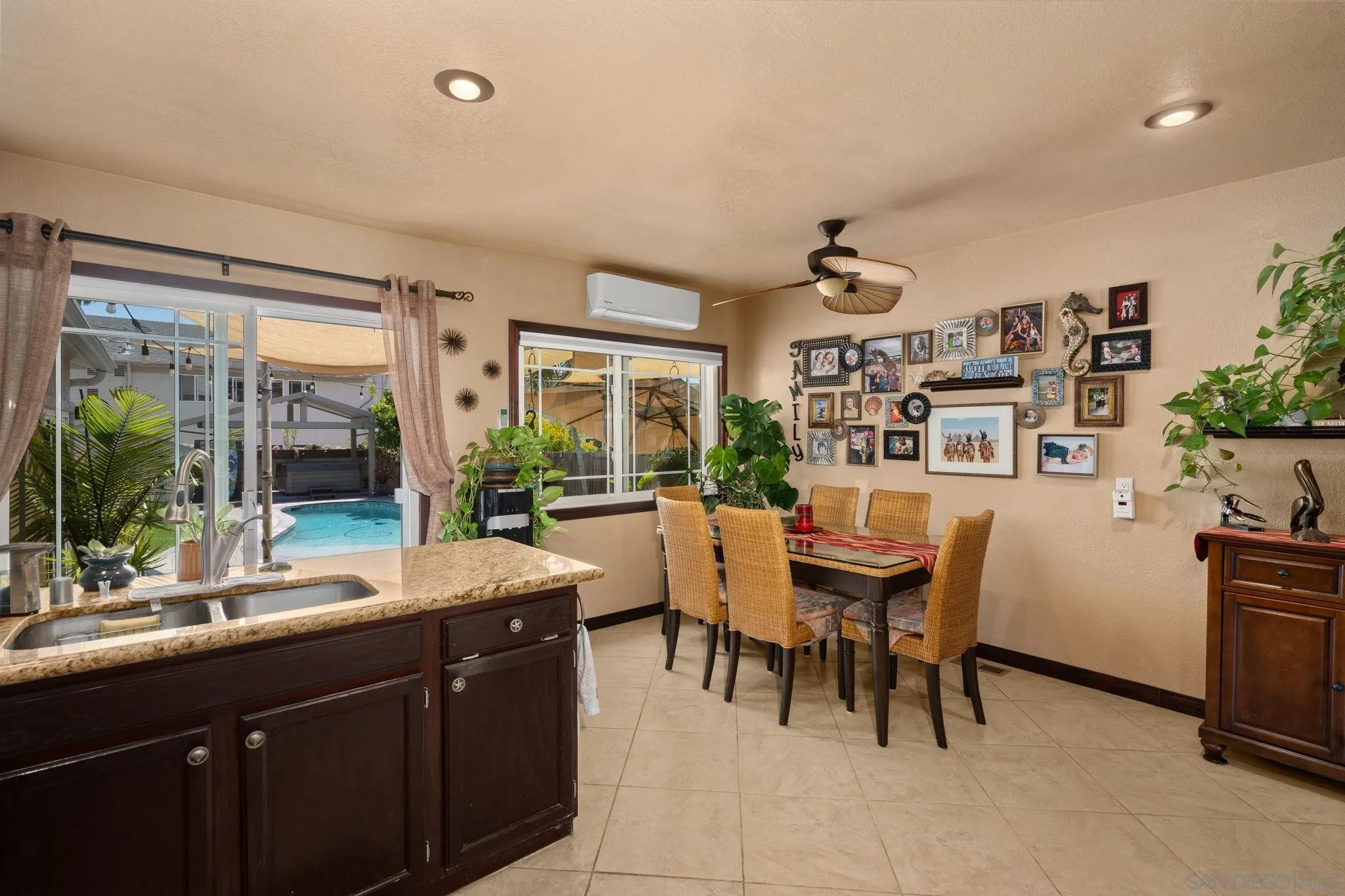 https://cdn.realtyfeed.com/cdn/127/260018454/22c003bfa2353bfbd99d0d1361c5b9a2.webp