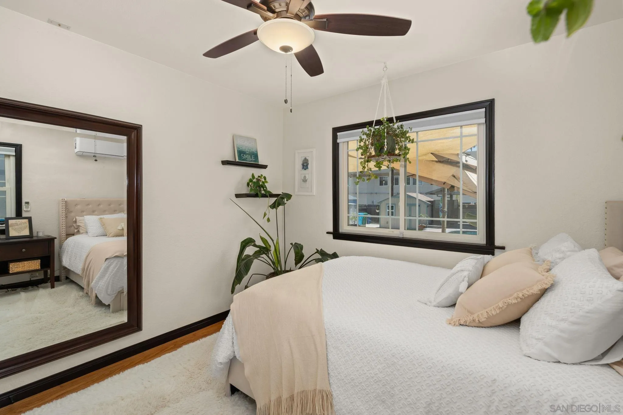 https://cdn.realtyfeed.com/cdn/127/260018454/6831b14e6884a4bf529483f476534621.webp