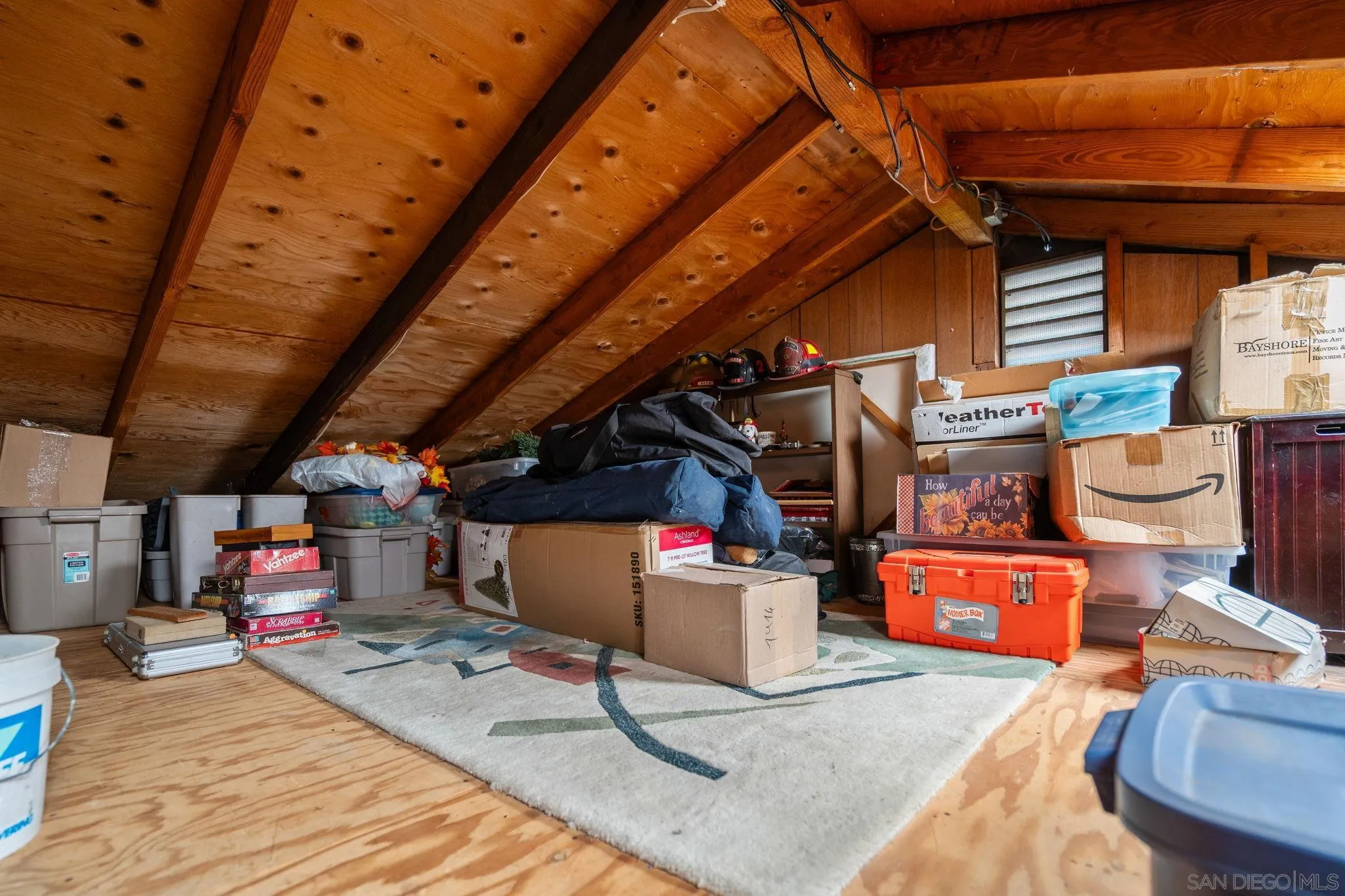 https://cdn.realtyfeed.com/cdn/127/260018454/6a2332c63c3a0d73def18319981f59ba.webp
